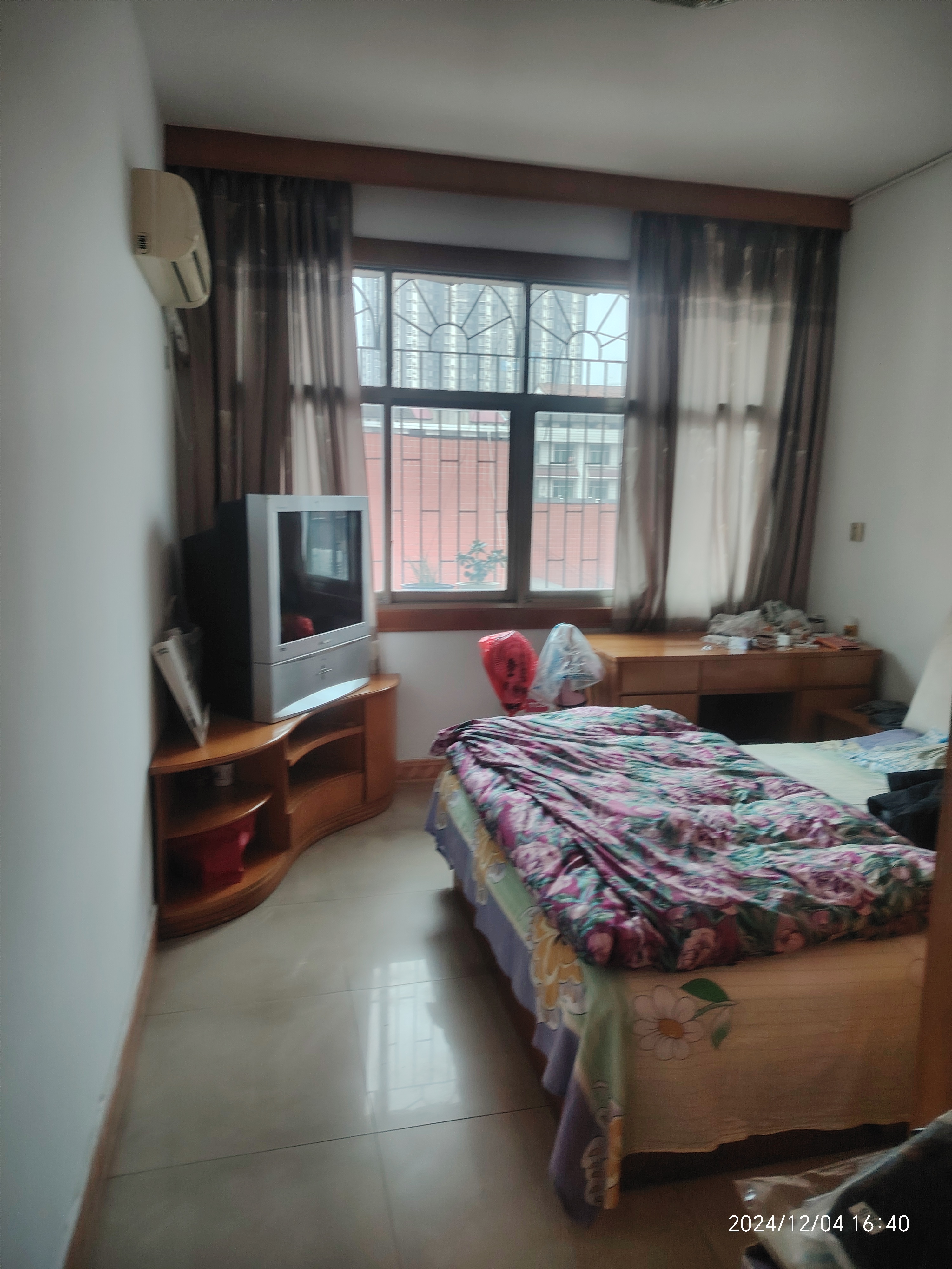 育财农贸市场(民营市场) 3室2厅2卫 45.0万 育财农贸市场(民营市场) 3室2厅2卫 45.0万客厅