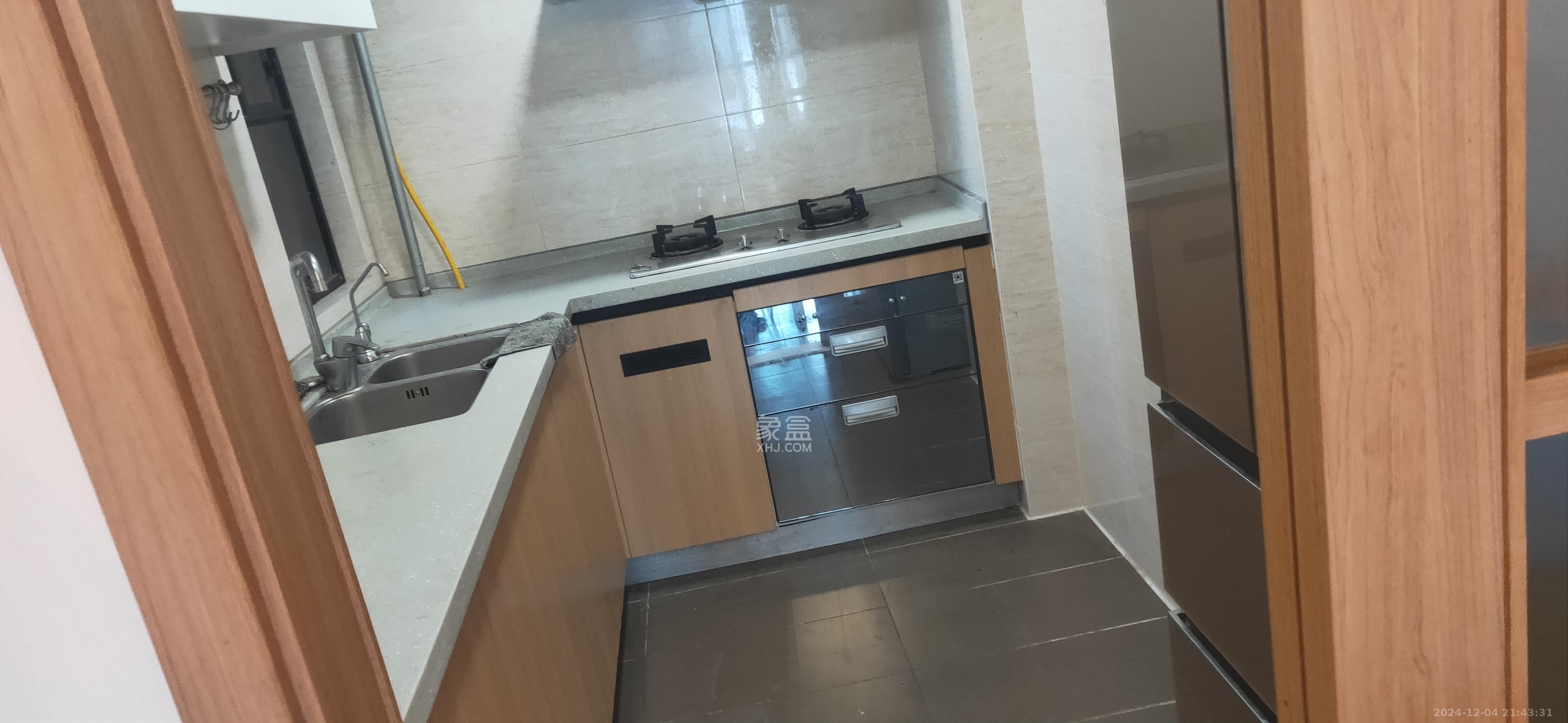 佳兆业城市广场 1室4厅2卫 2200.0元/月 佳兆业城市广场 1室4厅2卫 2200.0元/月室内图