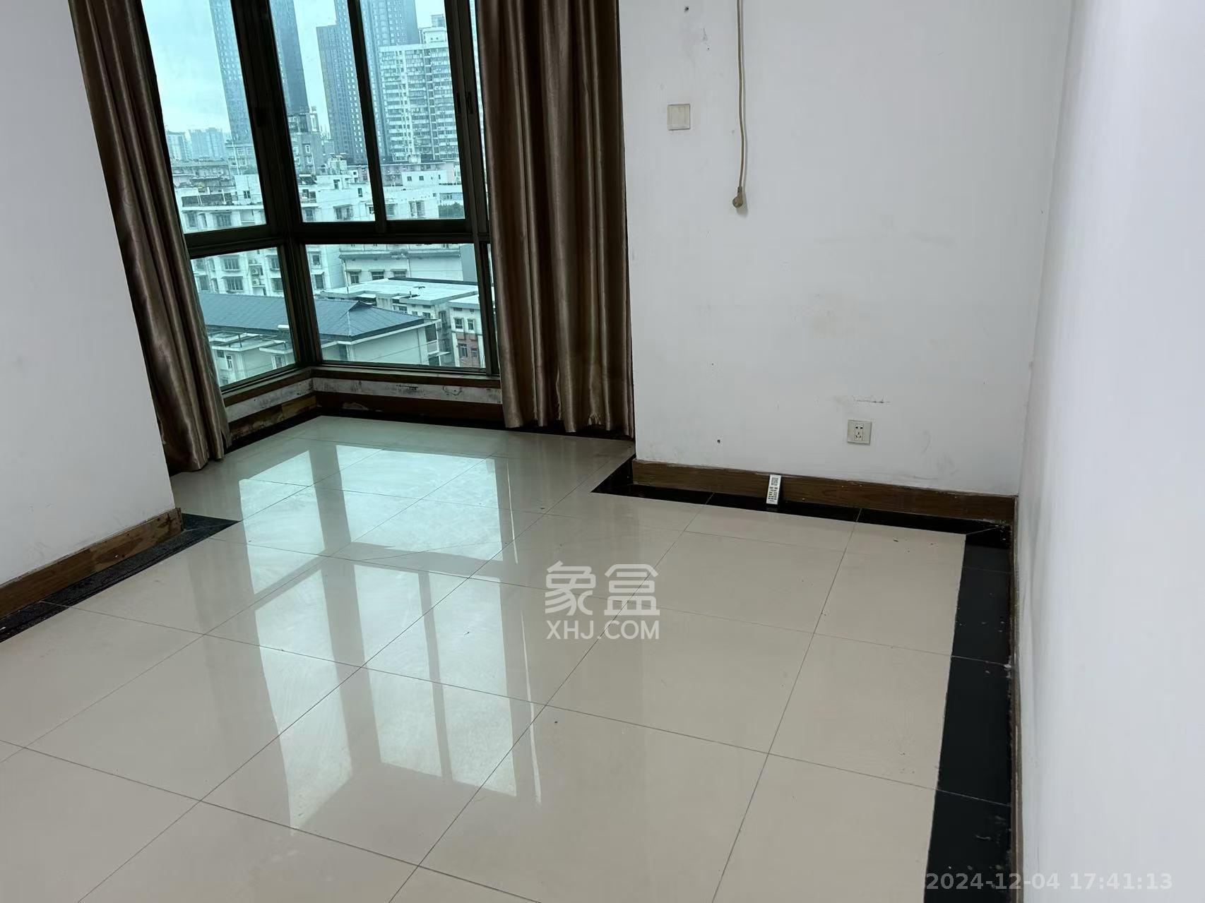 华天新城 3室2厅2卫 3500.0元/月 华天新城 3室2厅2卫 3500.0元/月室内图