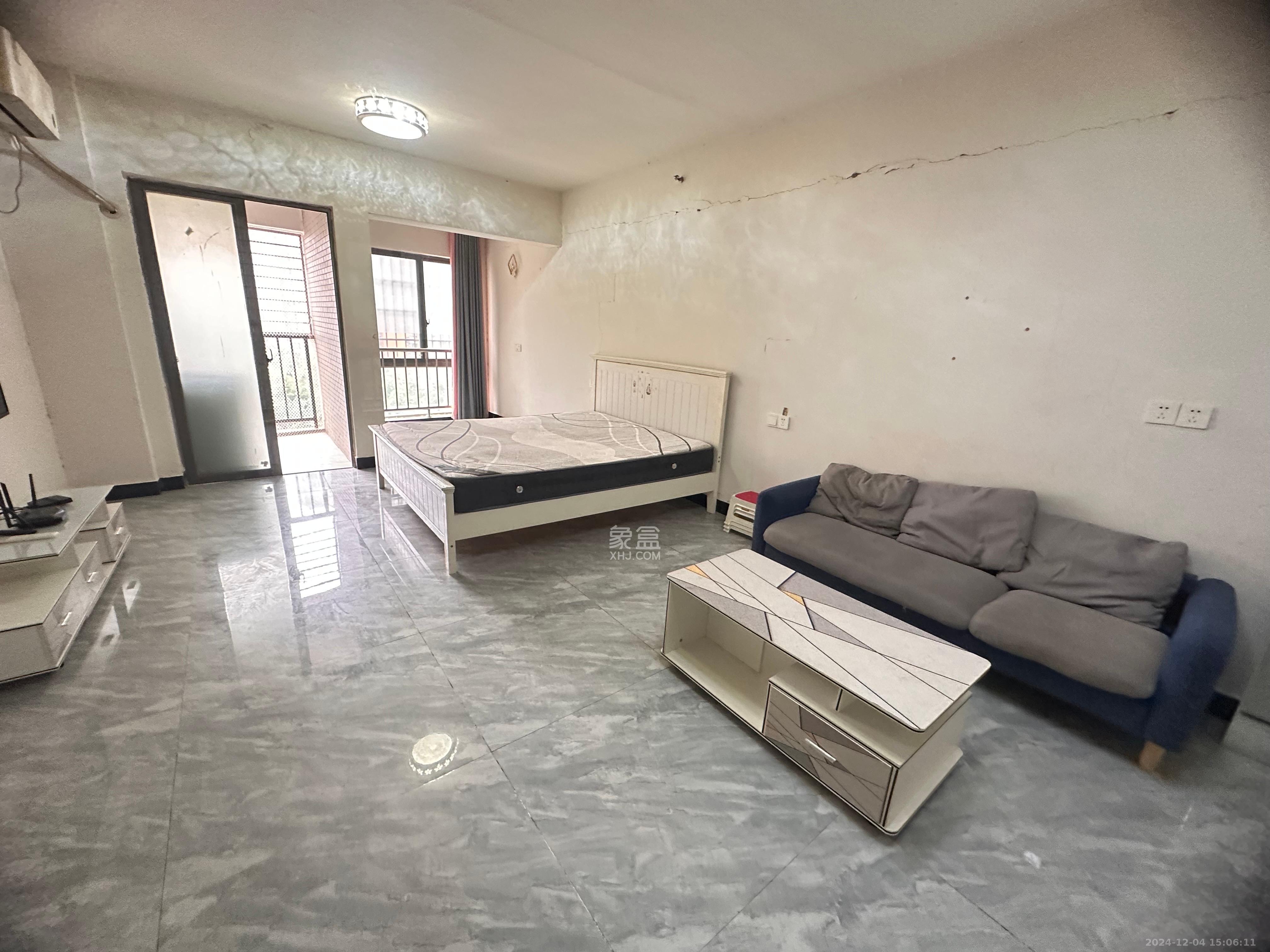 德庆水韵山城 1室1厅1卫 1500.0元/月 德庆水韵山城 1室1厅1卫 1500.0元/月室内图