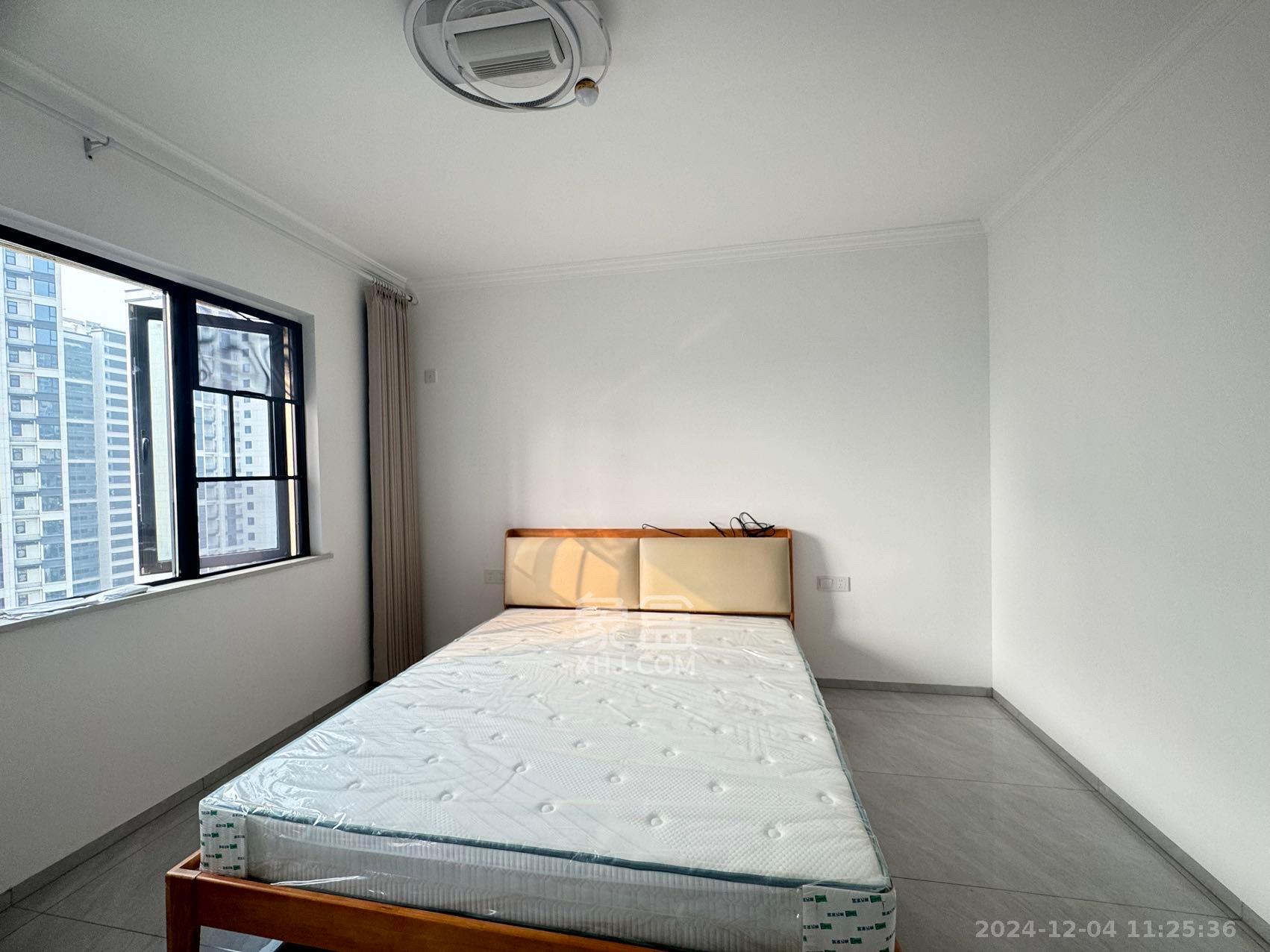 新长海玖龙台  4室2厅2卫    2800.0元/月 新长海玖龙台  4室2厅2卫    2800.0元/月室内图