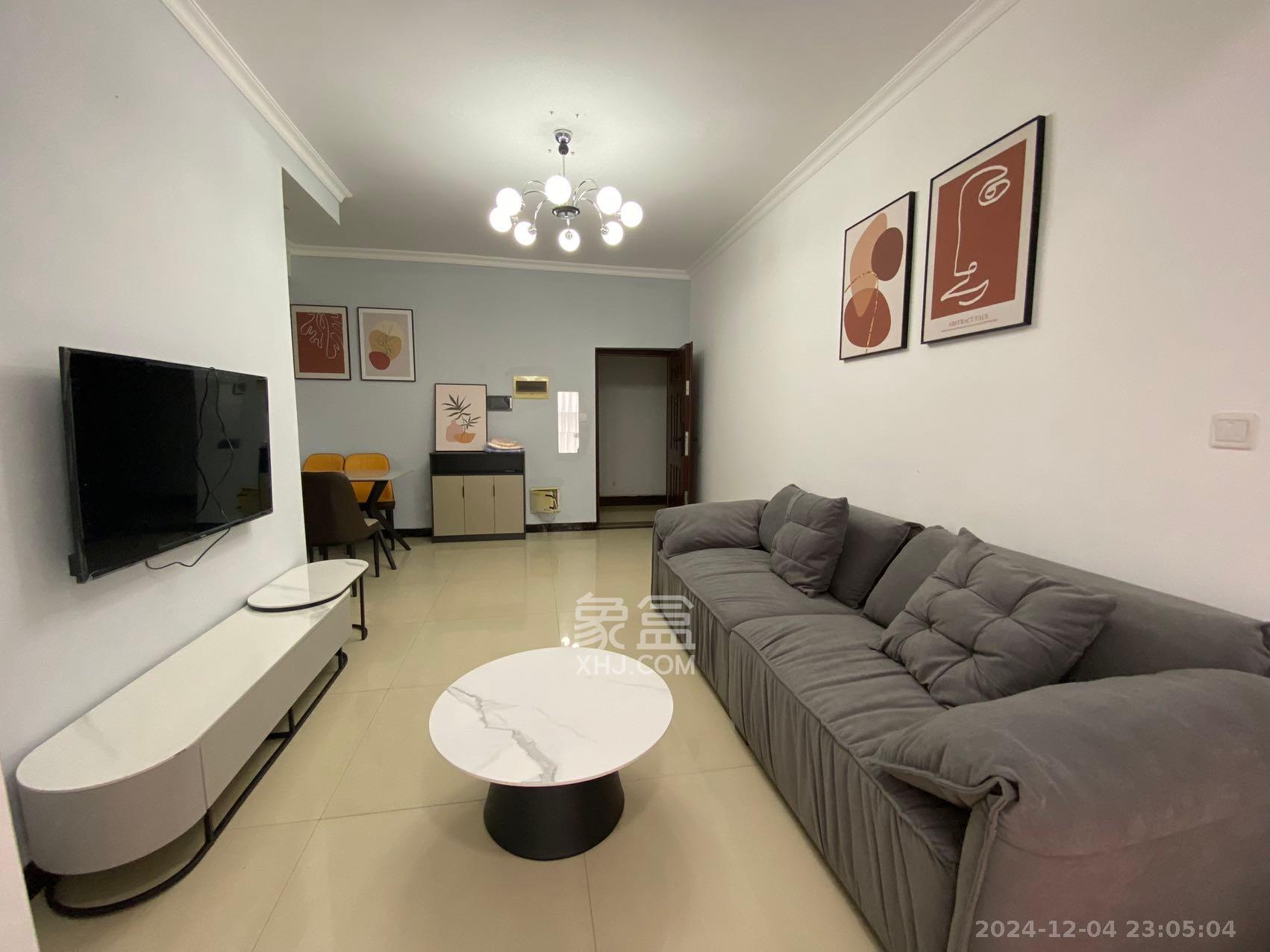 勤诚达新界 3室2厅2卫 2300.0元/月 勤诚达新界 3室2厅2卫 2300.0元/月室内图