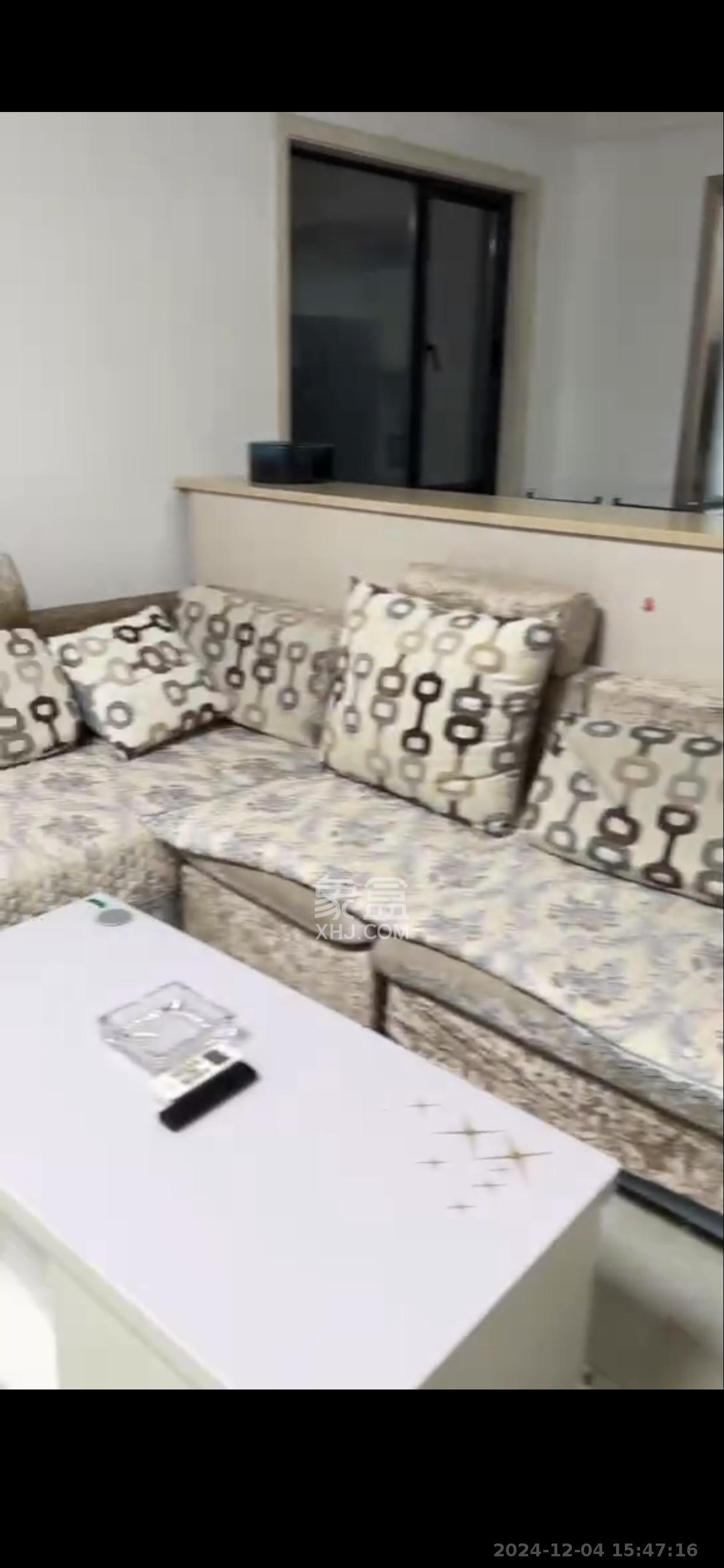 好莱城(弘德西街)  4室0厅0卫    3000.0元/月 好莱城(弘德西街)  4室0厅0卫    3000.0元/月室内图