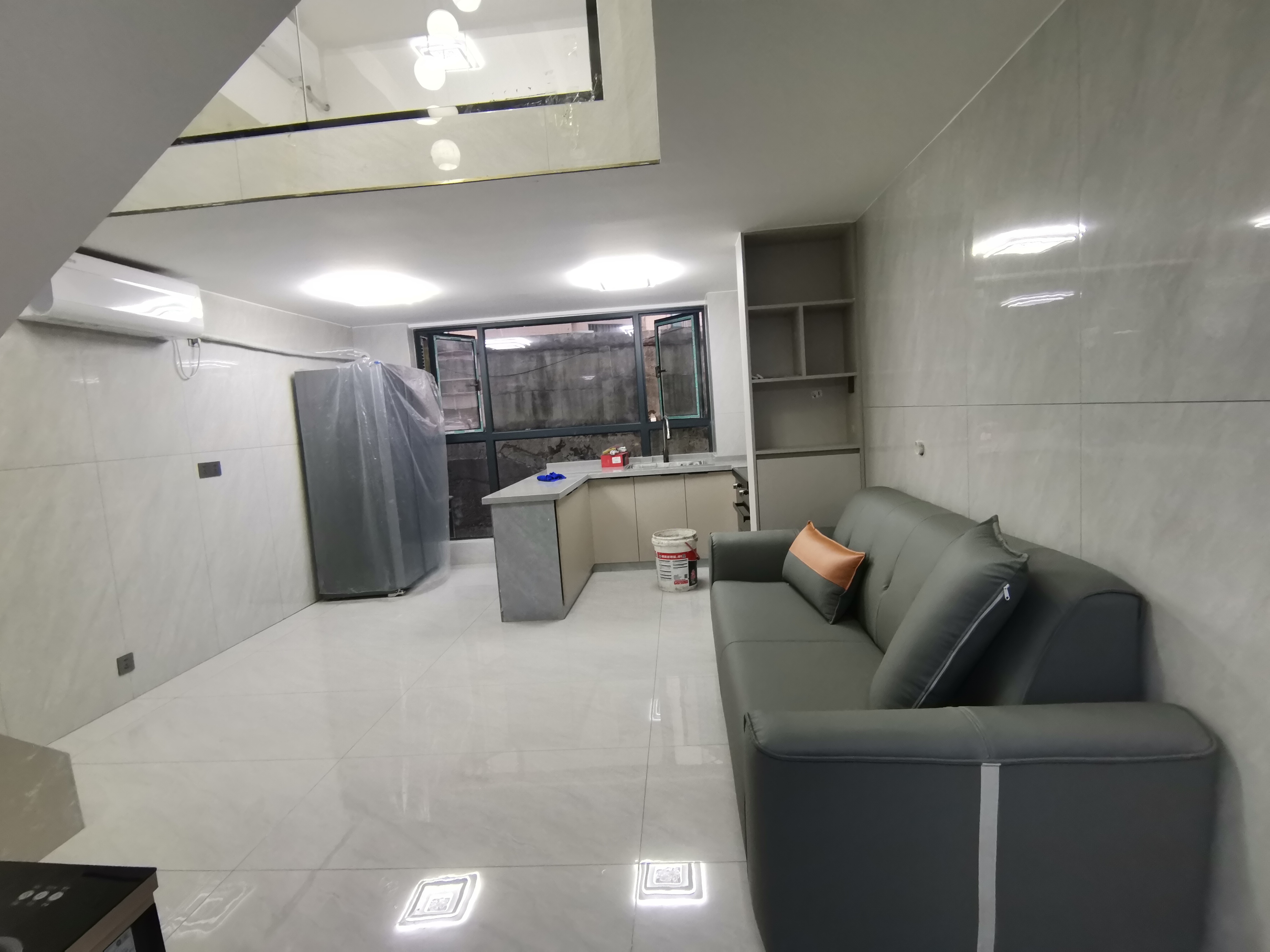 中甸.龙雲台  1室0厅0卫    50.0万 中甸.龙雲台  1室0厅0卫    50.0万客厅