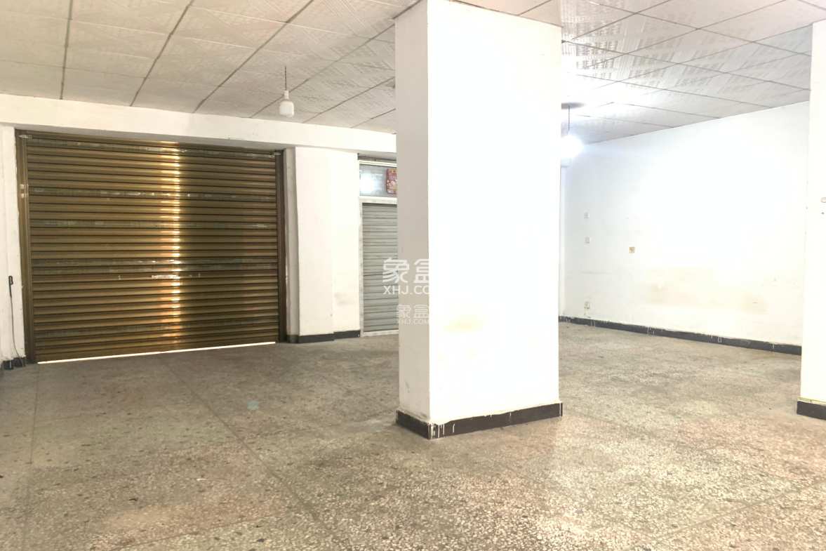 茶子山小区 1室1厅1卫 2600.0元/月 茶子山小区 1室1厅1卫 2600.0元/月室内图