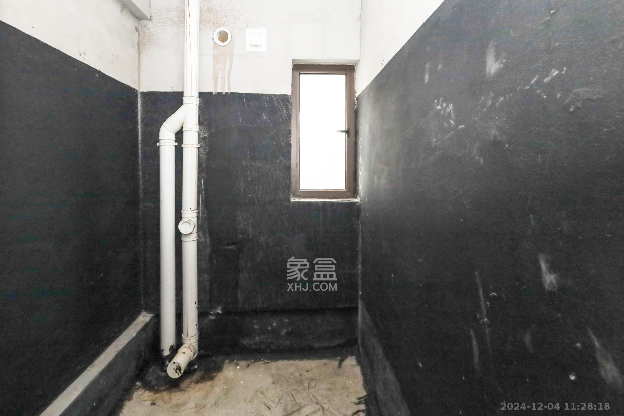 山语城三期 4室2厅2卫 1500.0元/月 山语城三期 4室2厅2卫 1500.0元/月室内图