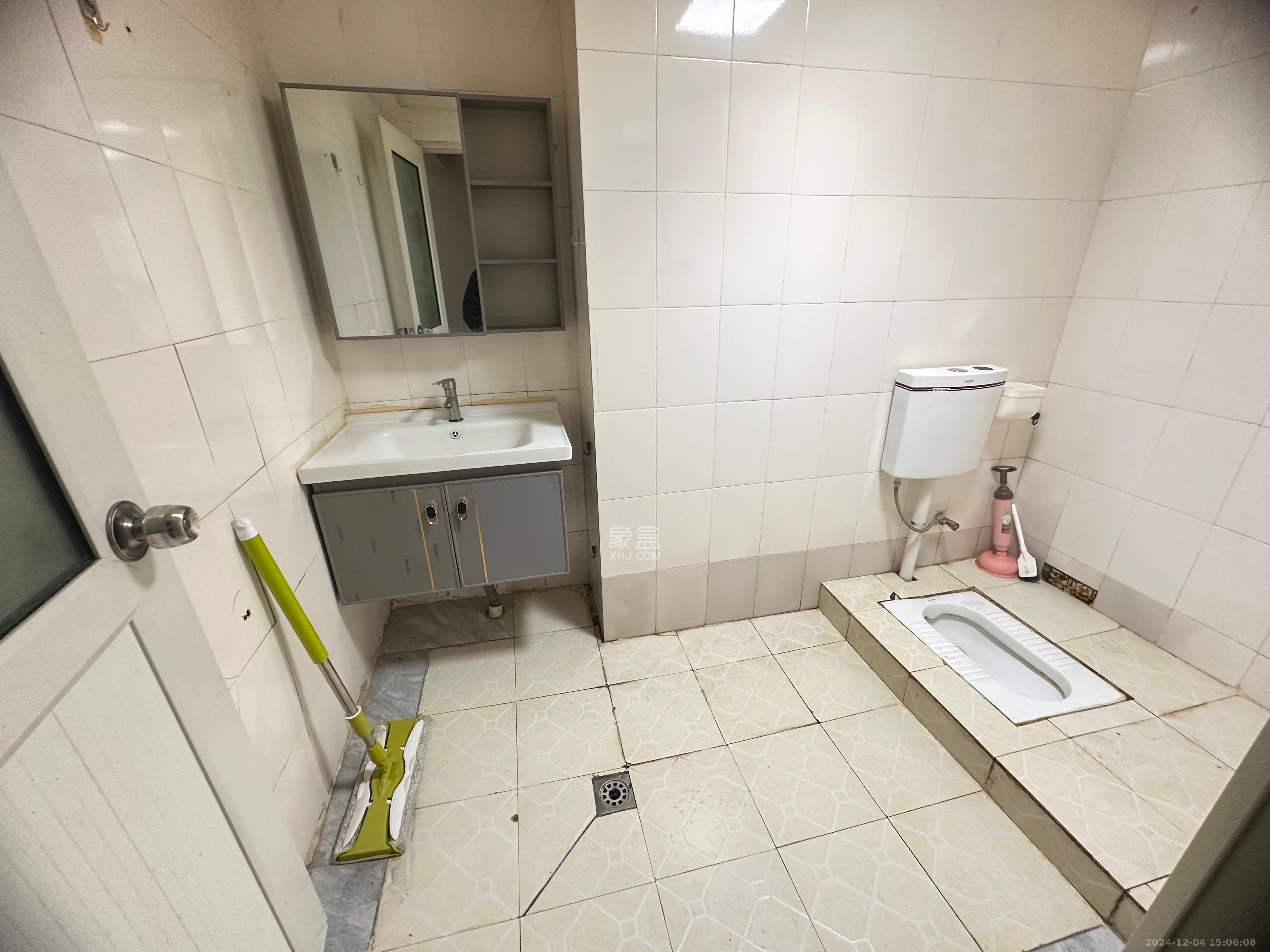 德庆水韵山城 1室1厅1卫 1500.0元/月 德庆水韵山城 1室1厅1卫 1500.0元/月室内图