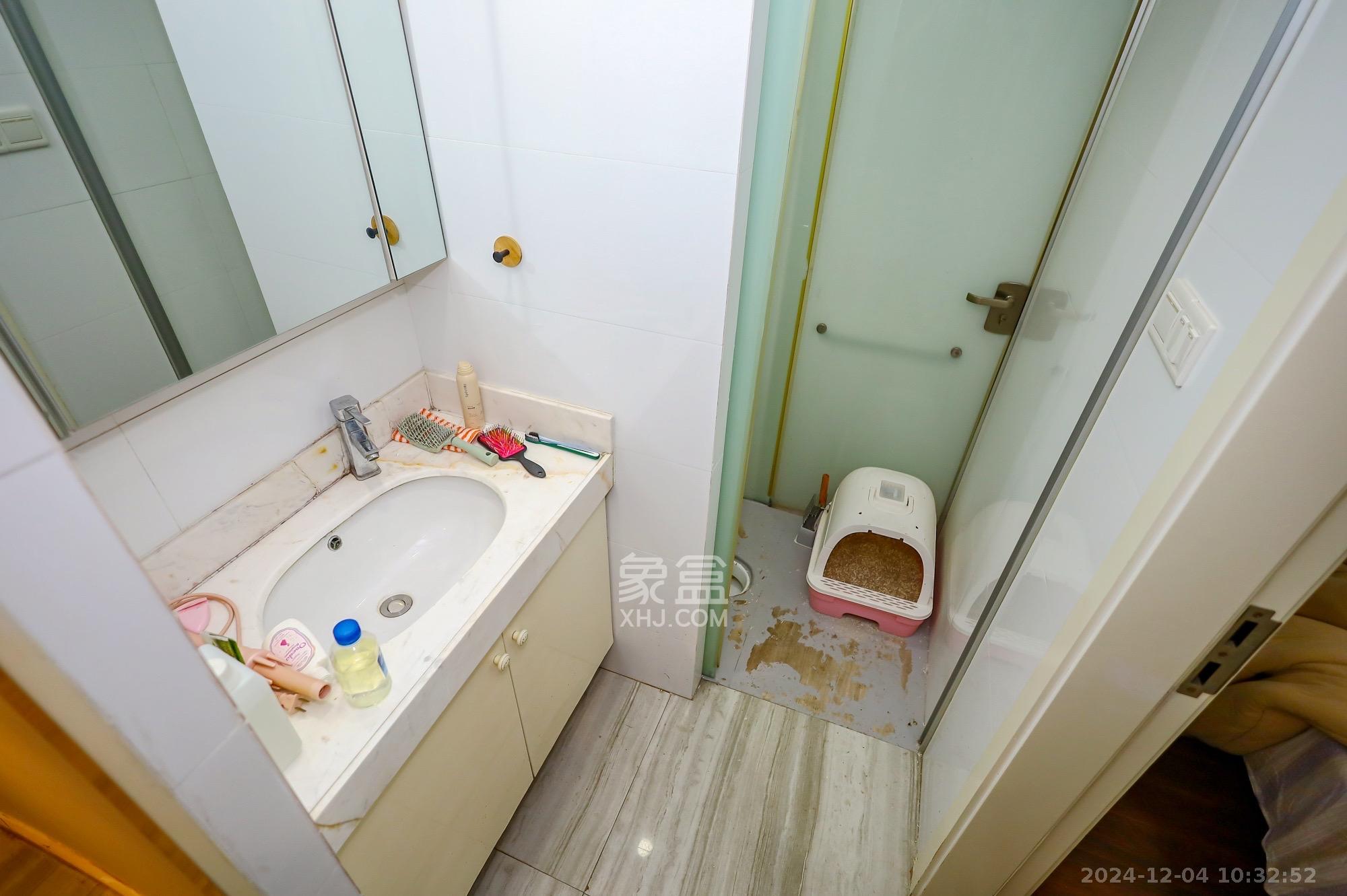 钱隆首府(福晟御园)  3室2厅2卫   3800.00元/月室内图