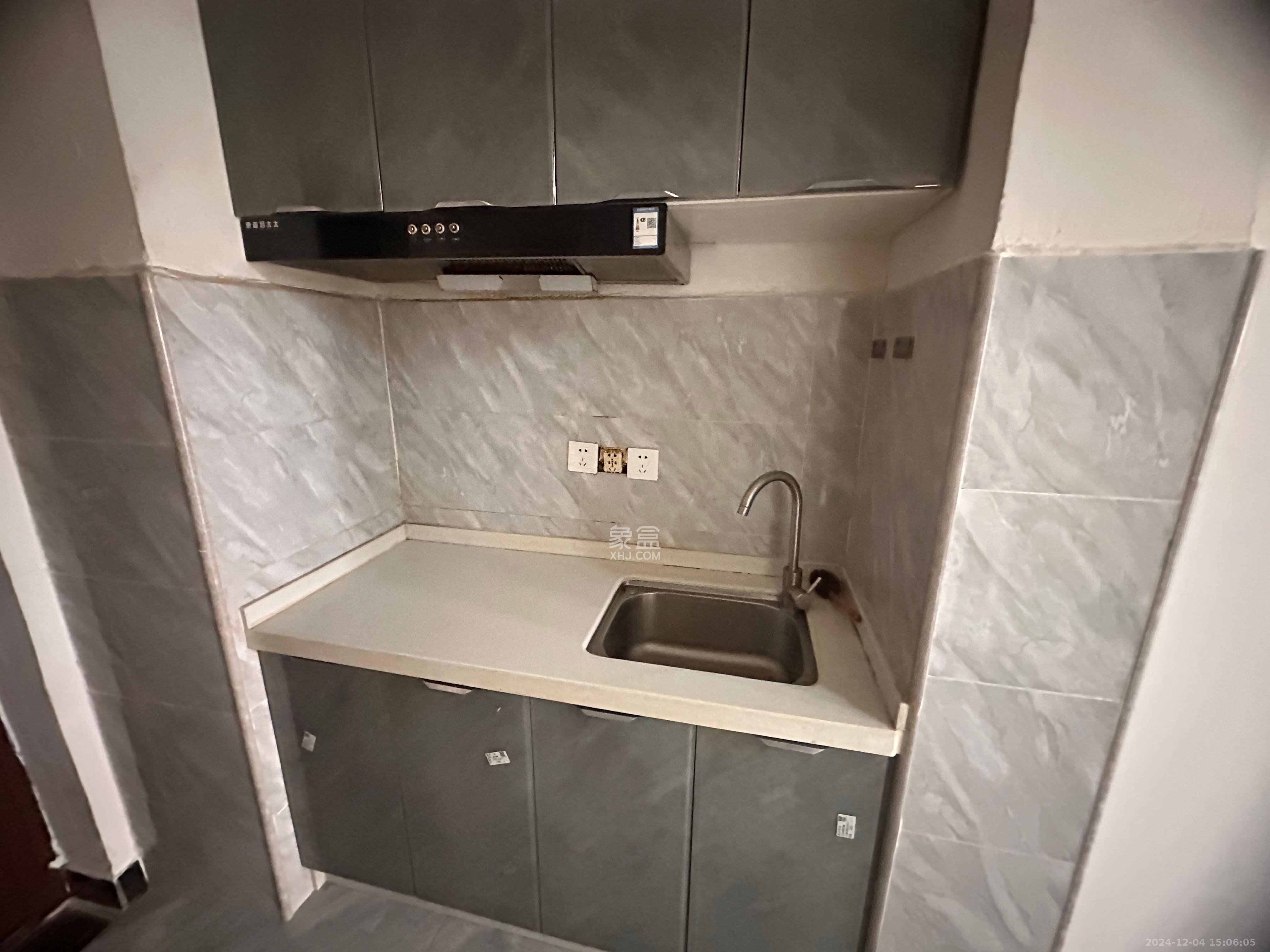 德庆水韵山城 1室1厅1卫 1500.0元/月 德庆水韵山城 1室1厅1卫 1500.0元/月室内图