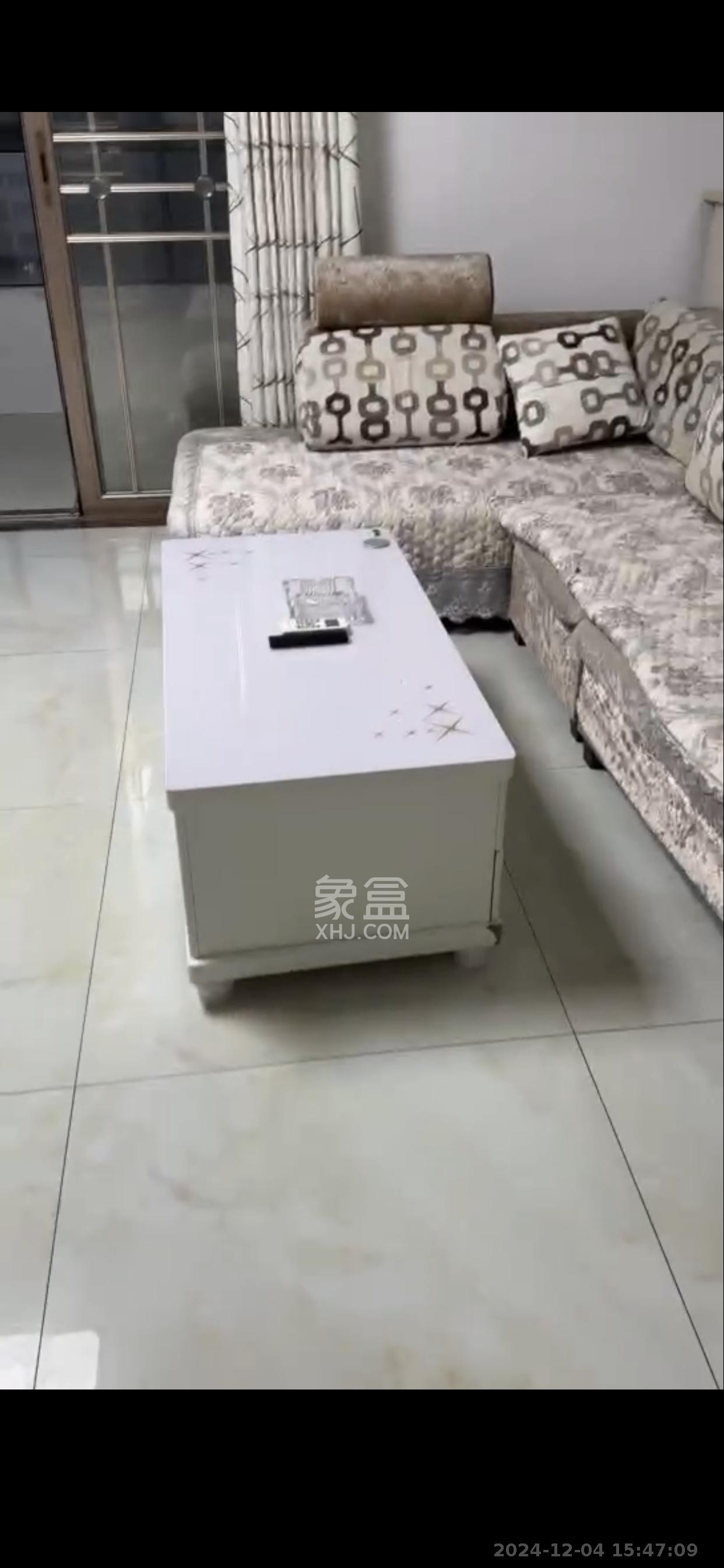 好莱城(弘德西街)  4室0厅0卫    3000.0元/月 好莱城(弘德西街)  4室0厅0卫    3000.0元/月室内图