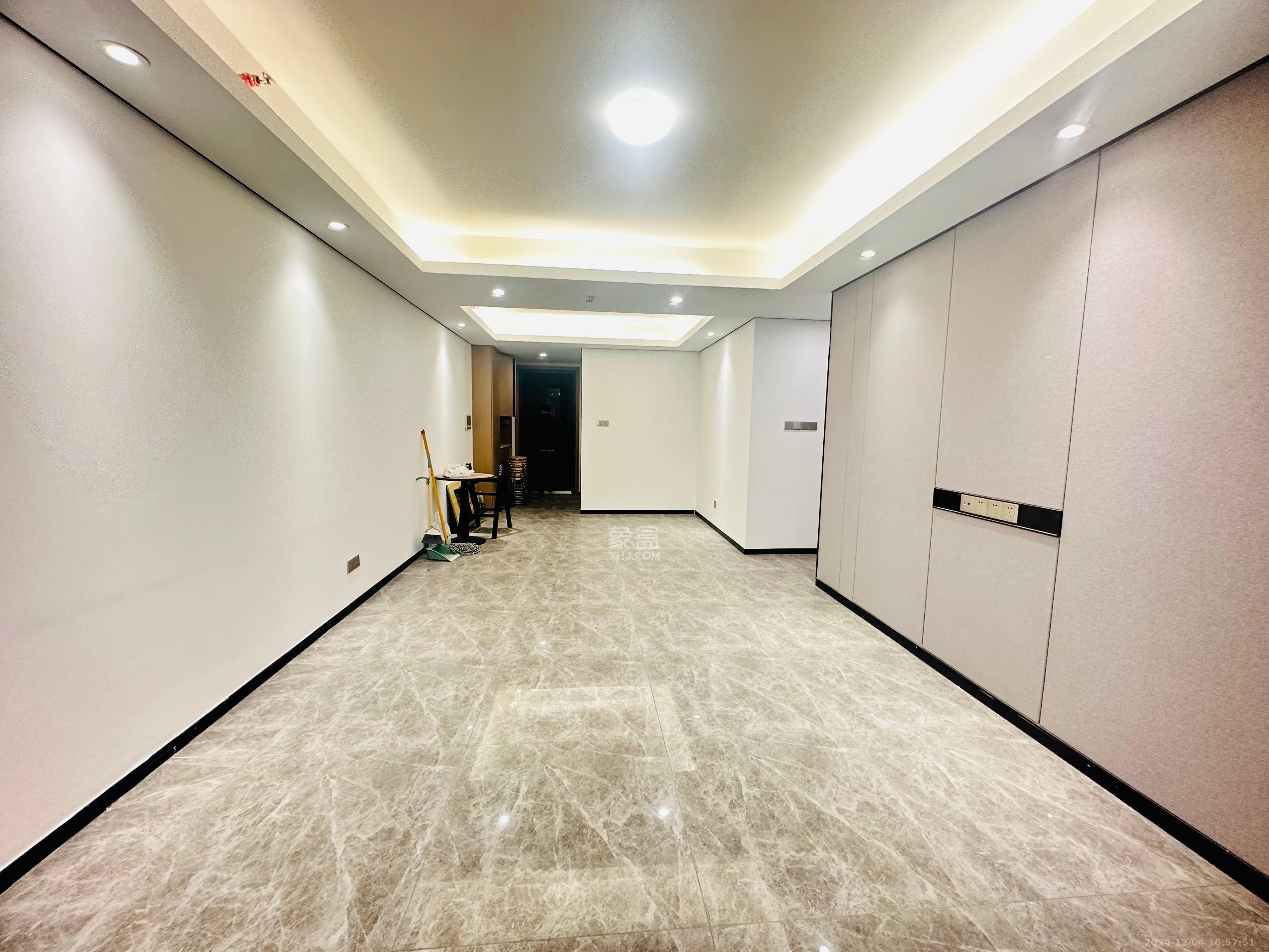 中国铁建湘语梅溪  3室2厅2卫    3000.0元/月 中国铁建湘语梅溪  3室2厅2卫    3000.0元/月室内图