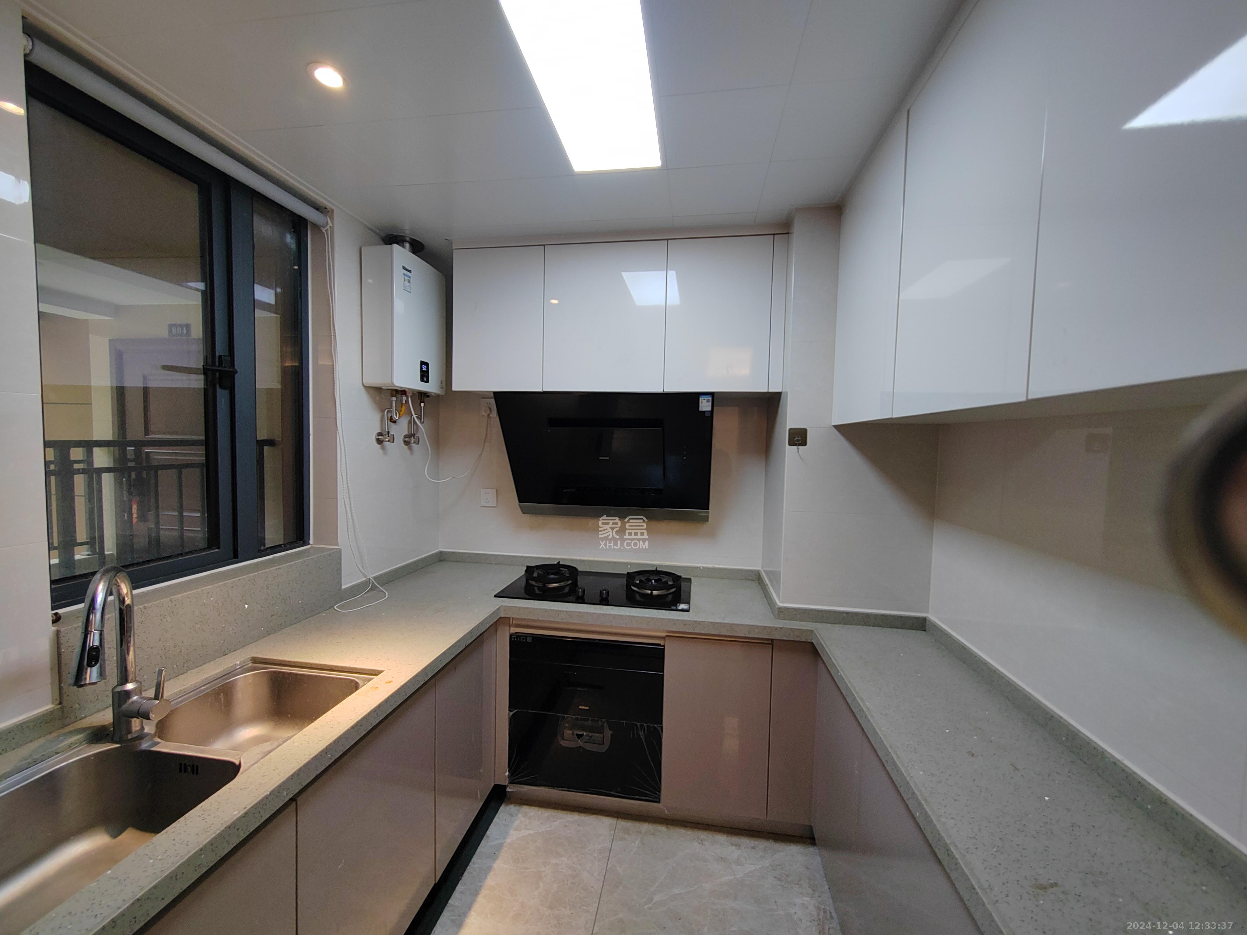 澳海谷山府 3室2厅1卫 2000.0元/月 澳海谷山府 3室2厅1卫 2000.0元/月室内图