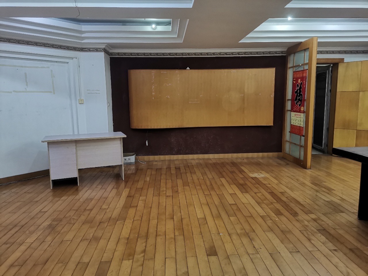 世贸中心 3室2厅1卫 138.0万 世贸中心 3室2厅1卫 138.0万客厅