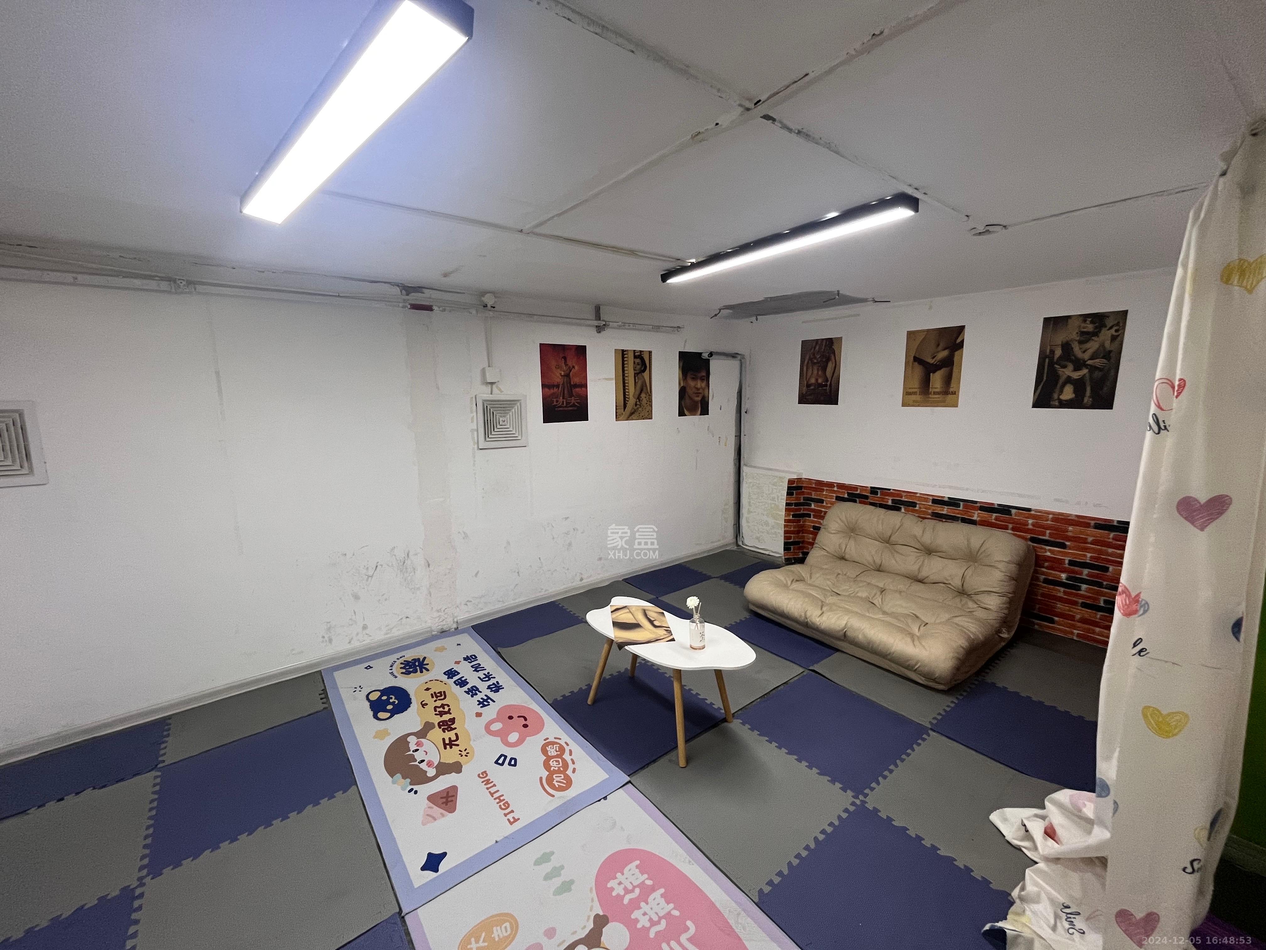 芙蓉万国城MOMA（卓越汇富苑）   45.46㎡      3500.0元/月室内图