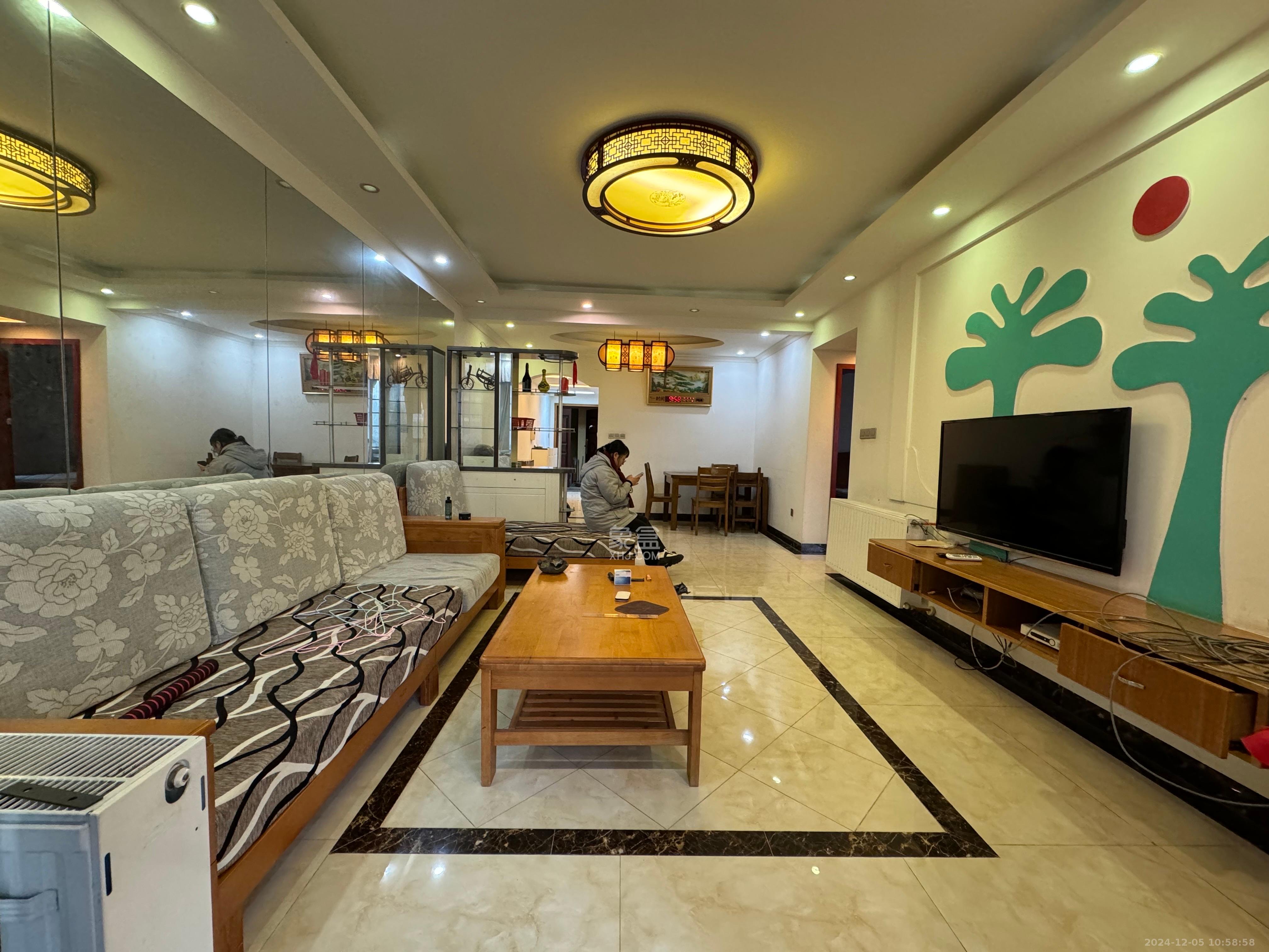 融科东南海 3室2厅1卫 2600.0元/月 融科东南海 3室2厅1卫 2600.0元/月室内图