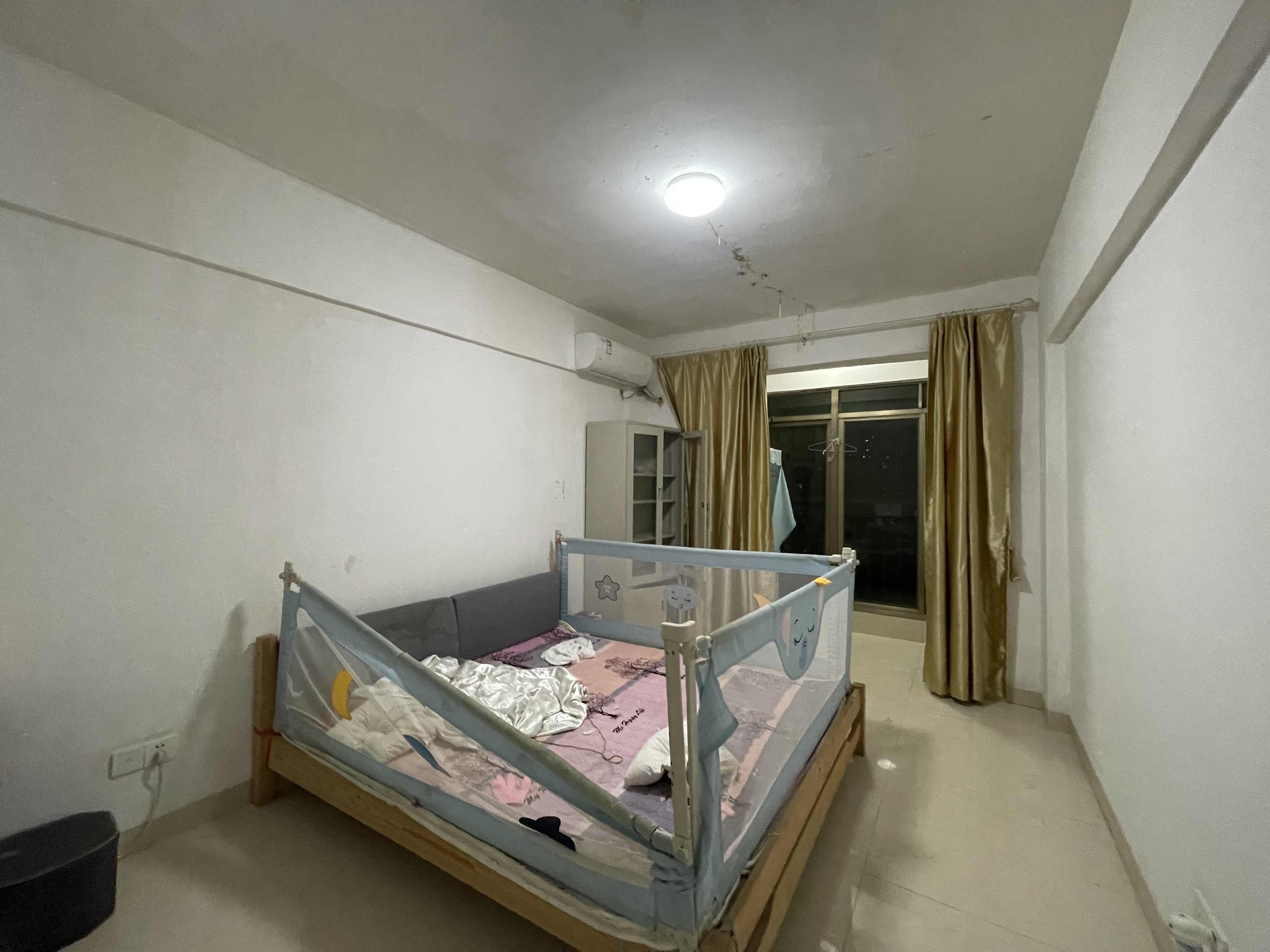 怡翠苑(金濂路) 3室2厅2卫 2500.0元/月 怡翠苑(金濂路) 3室2厅2卫 2500.0元/月室内图