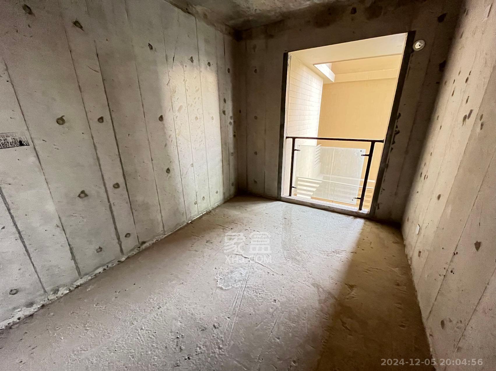 保利东郡  3室2厅2卫    3200.0元/月 保利东郡  3室2厅2卫    3200.0元/月室内图