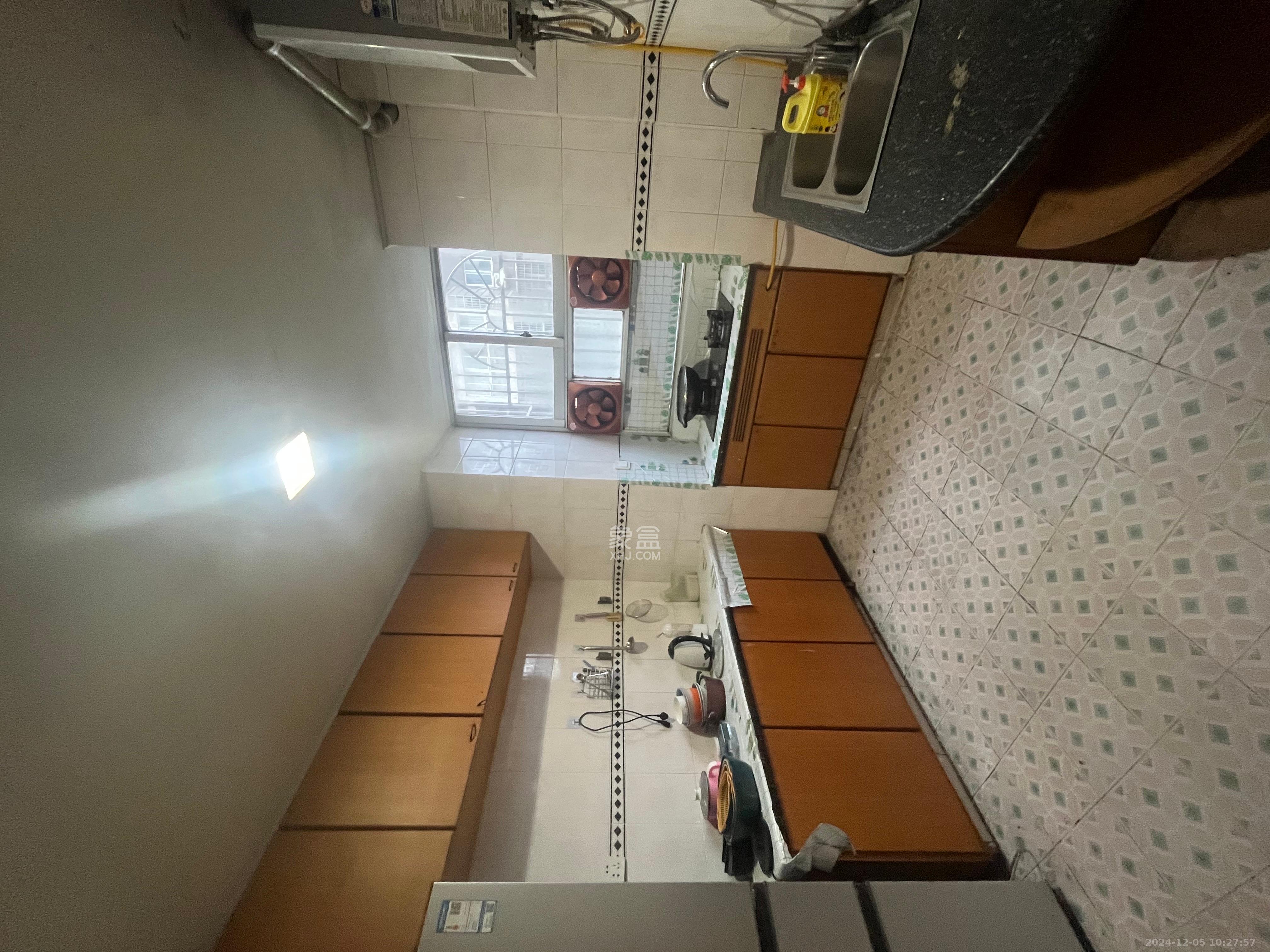 赤岗苑  3室2厅2卫   1800.00元/月室内图