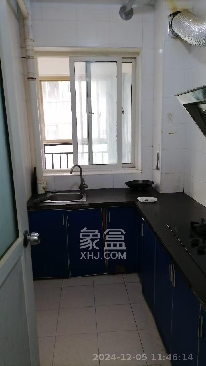 蚌塘小区  1室1厅1卫   1100.00元/月室内图