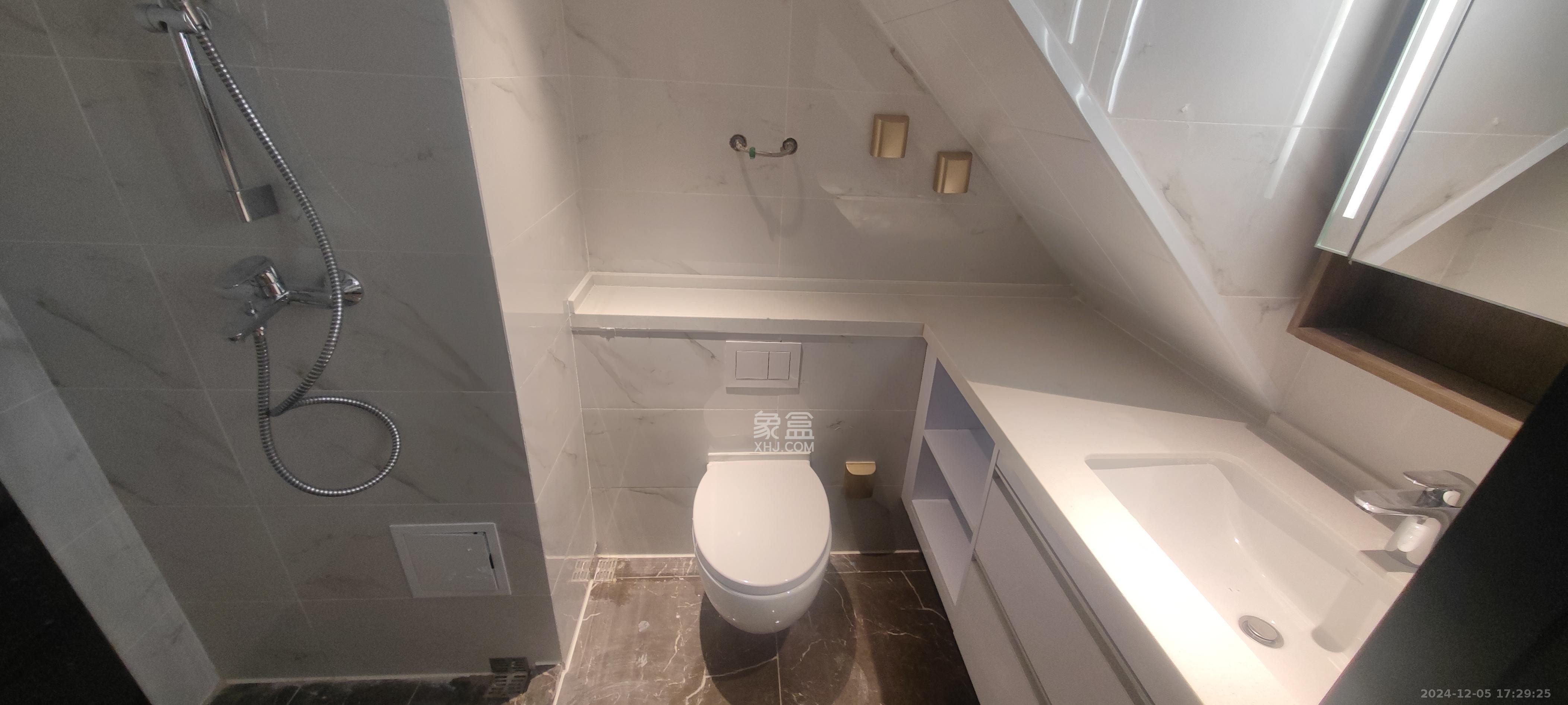 正荣梅溪紫阙台 2室1厅1卫 1700.0元/月 正荣梅溪紫阙台 2室1厅1卫 1700.0元/月室内图