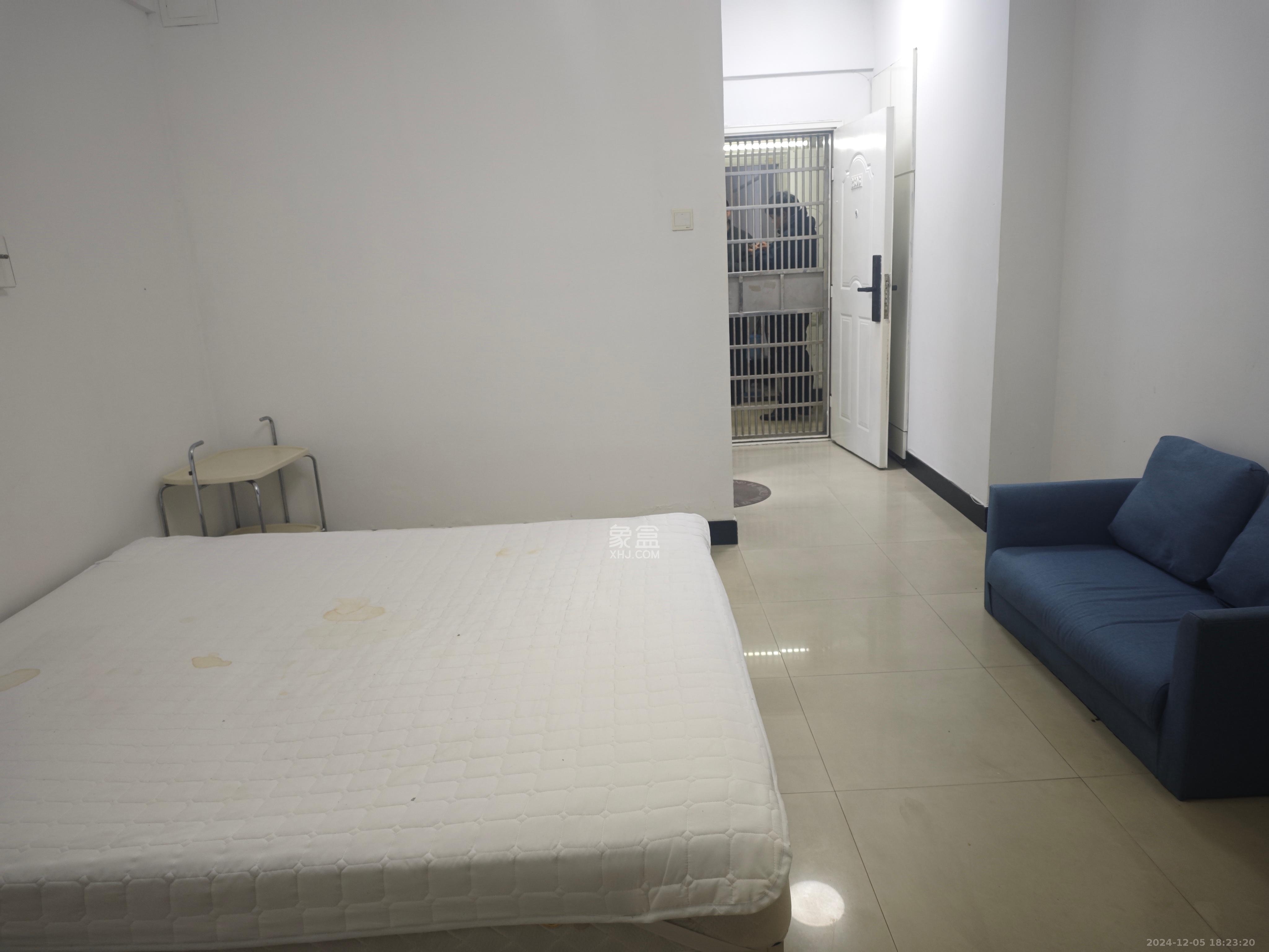 锦华时代 1室1厅1卫 1200.0元/月 锦华时代 1室1厅1卫 1200.0元/月室内图