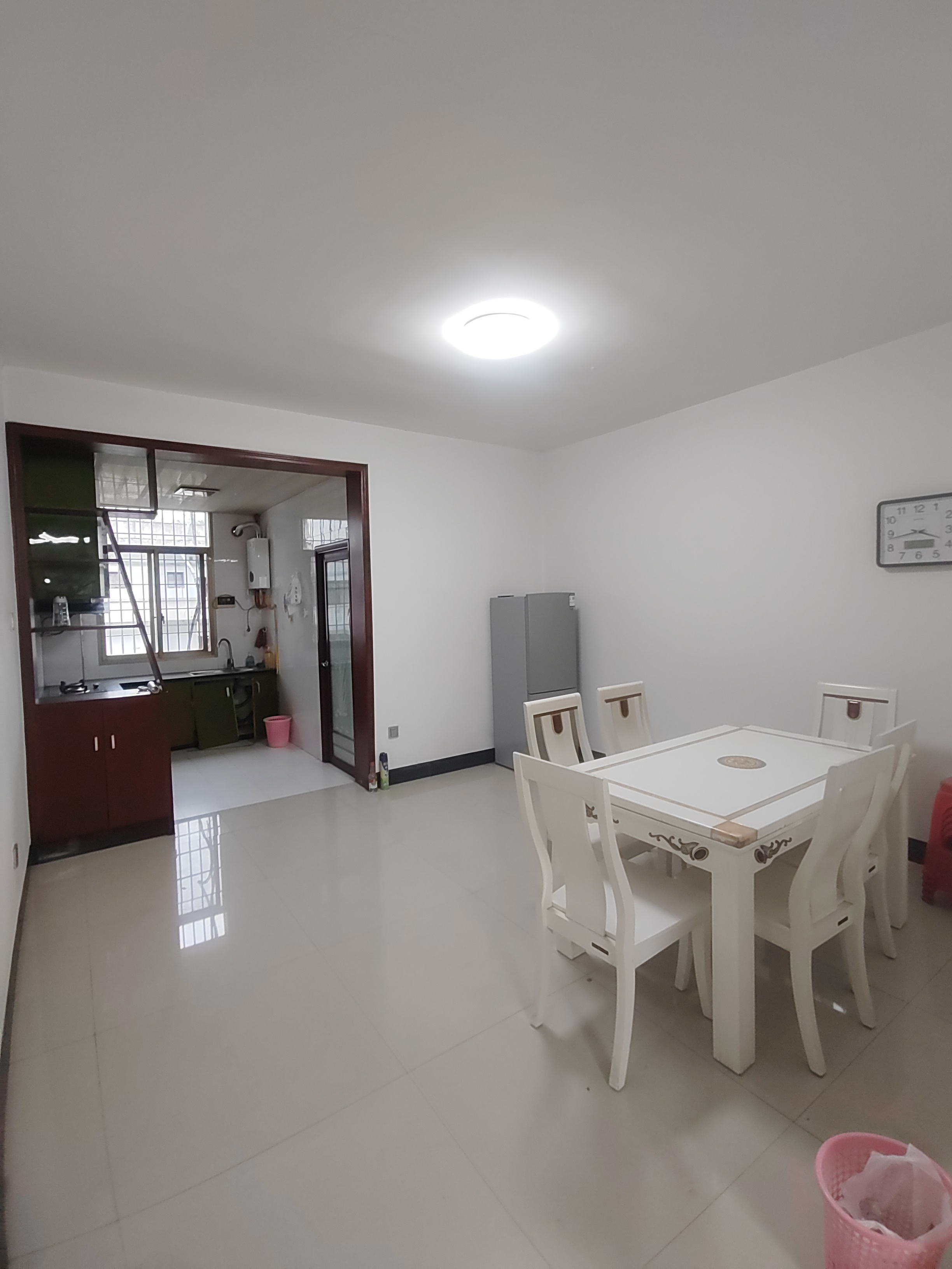 山海翠园 3室1厅2卫 58.0万 山海翠园 3室1厅2卫 58.0万客厅