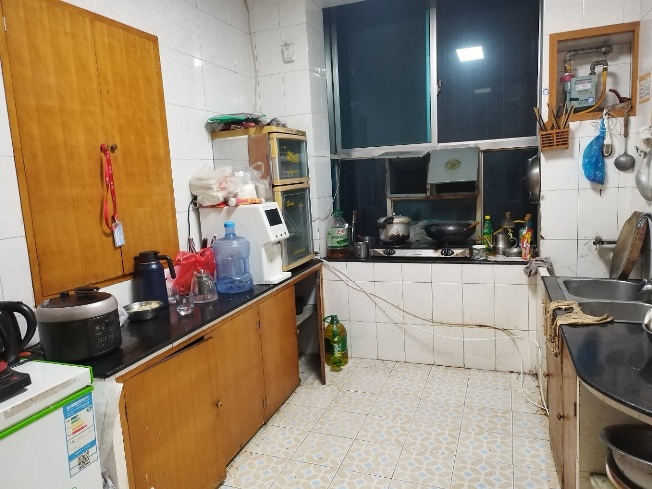 娄底市公路局家属楼  3室2厅1卫    48.8万 娄底市公路局家属楼  3室2厅1卫    48.8万客厅