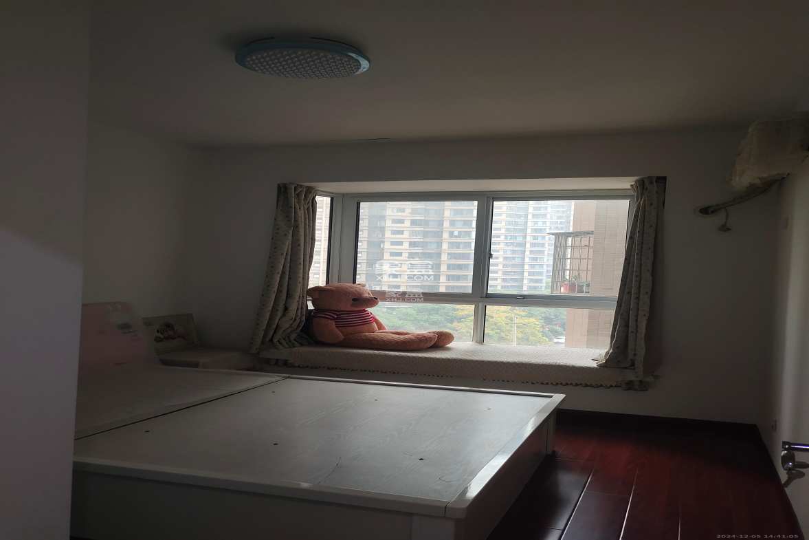 先锋东外滩  4室2厅2卫    4000.0元/月 先锋东外滩  4室2厅2卫    4000.0元/月室内图