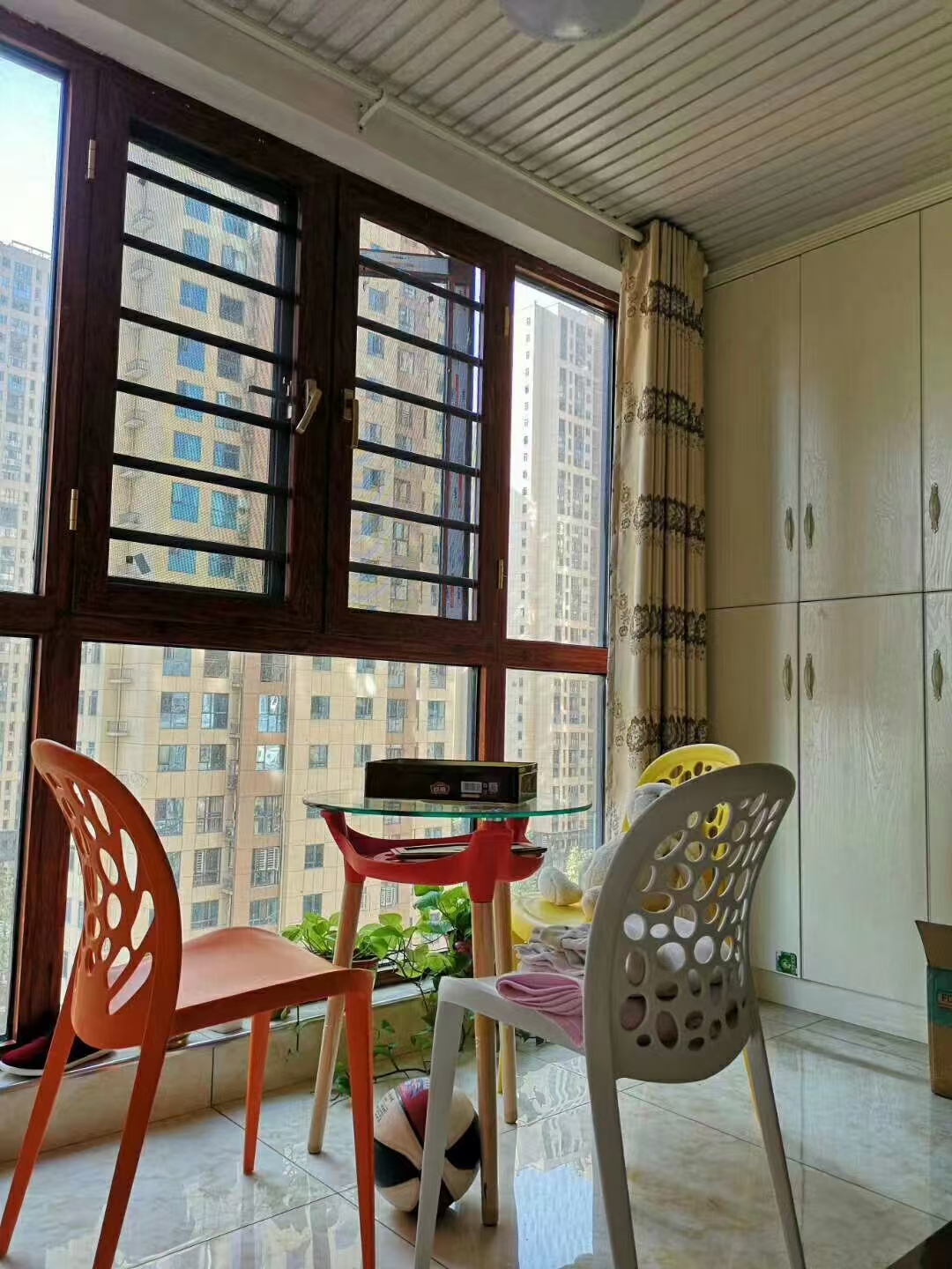 百弘学府城 3室2厅1卫 1800.0元/月 百弘学府城 3室2厅1卫 1800.0元/月室内图