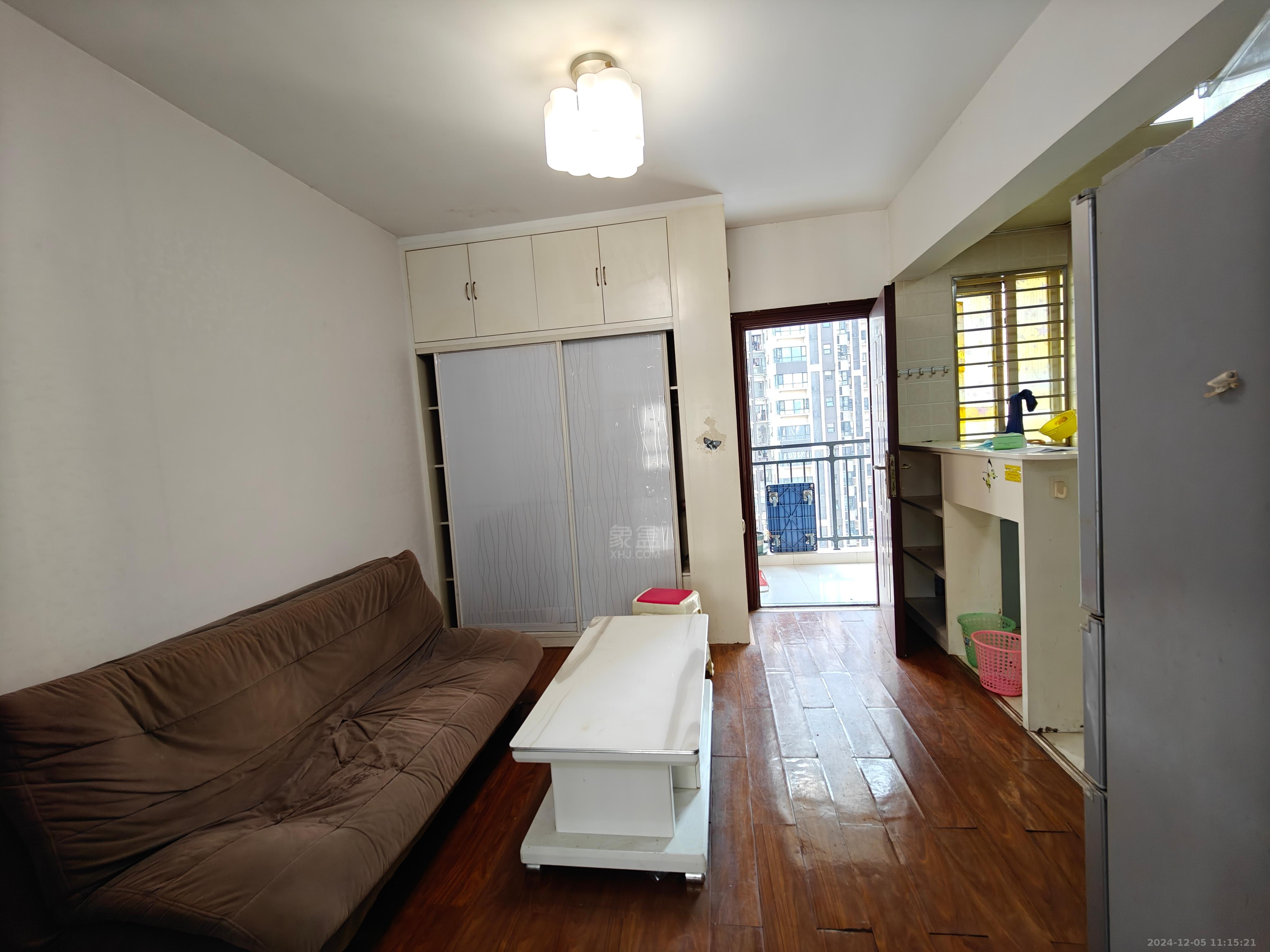 美的城二期 1室1厅1卫 1100.0元/月 美的城二期 1室1厅1卫 1100.0元/月室内图