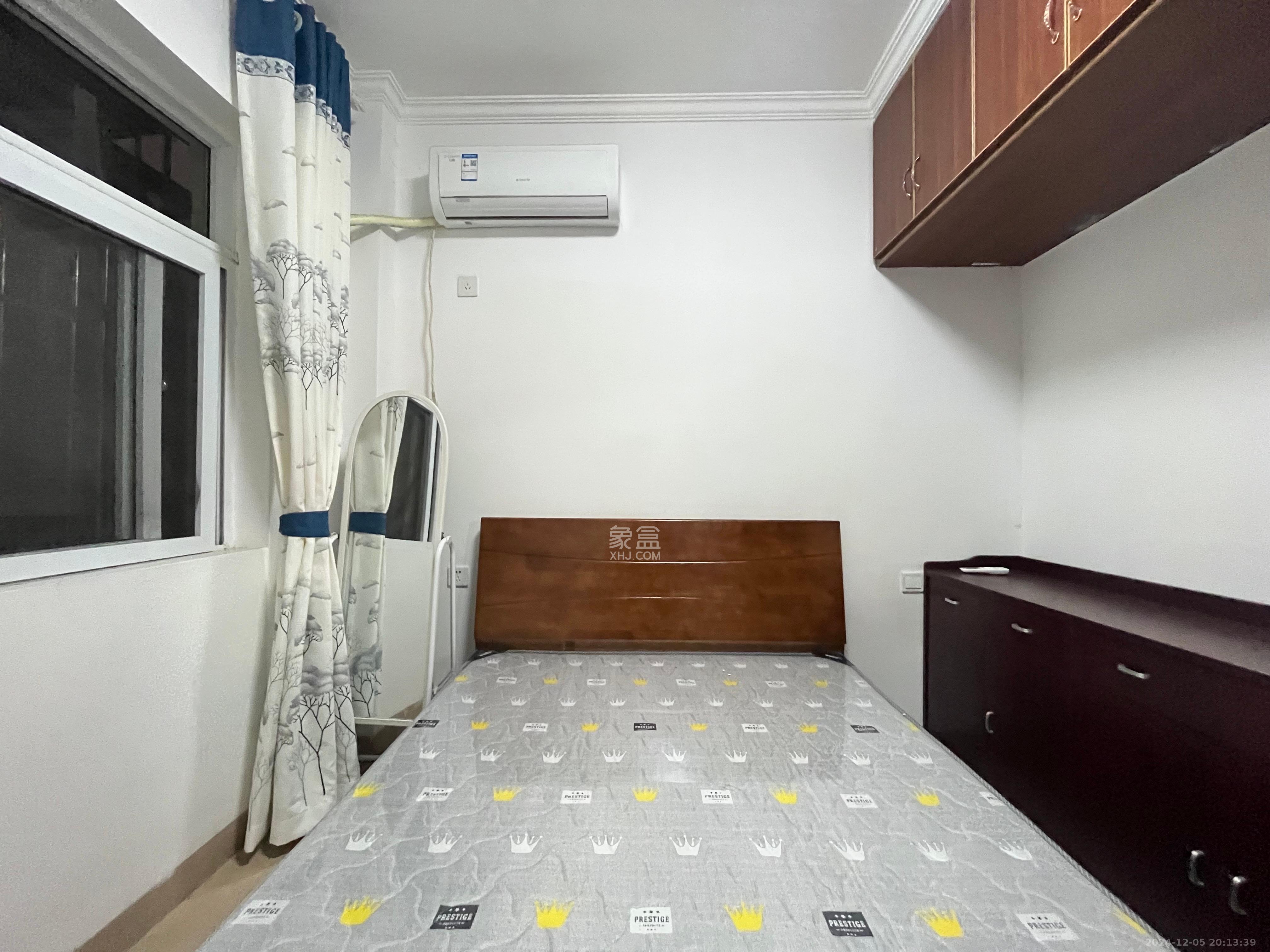 友兴家园 1室0厅0卫 2200.0元/月 友兴家园 1室0厅0卫 2200.0元/月室内图