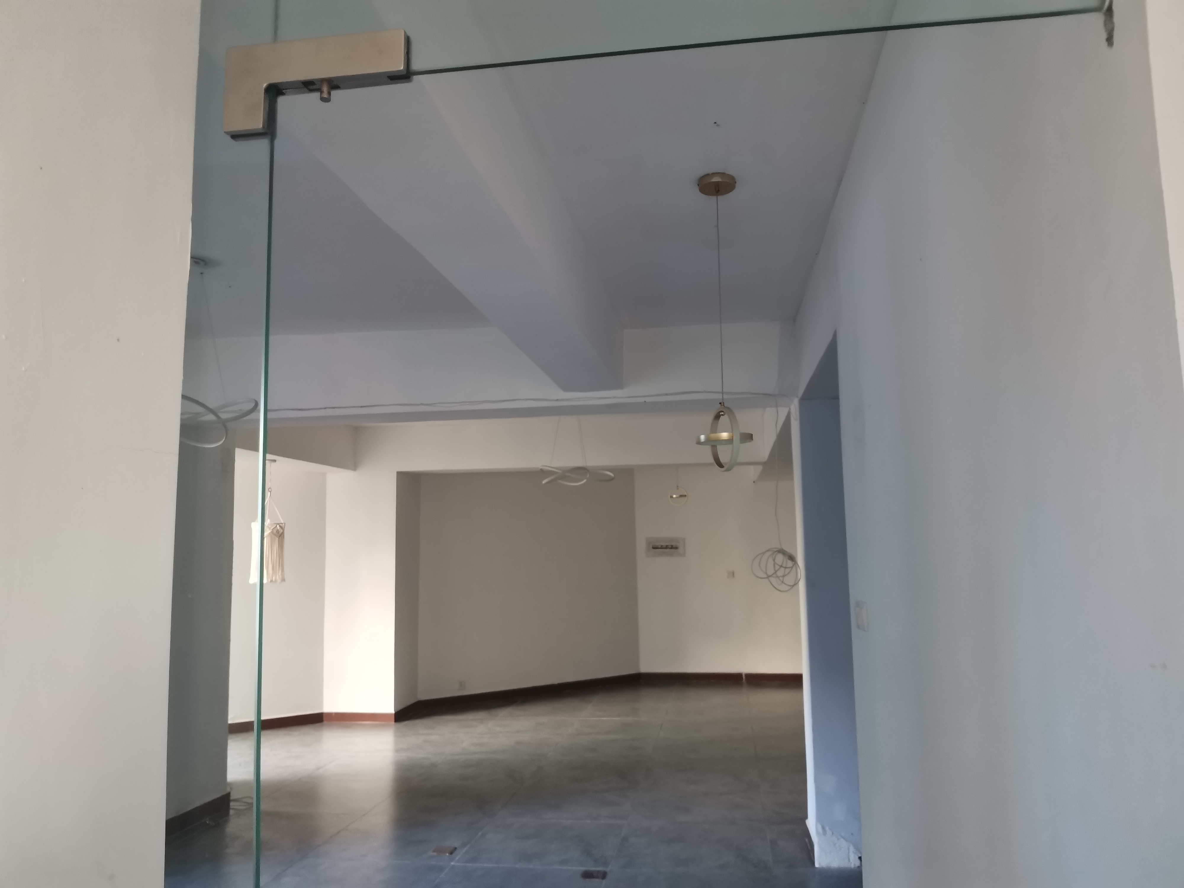 世贸中心 2室2厅1卫 2500.0元/月 世贸中心 2室2厅1卫 2500.0元/月室内图