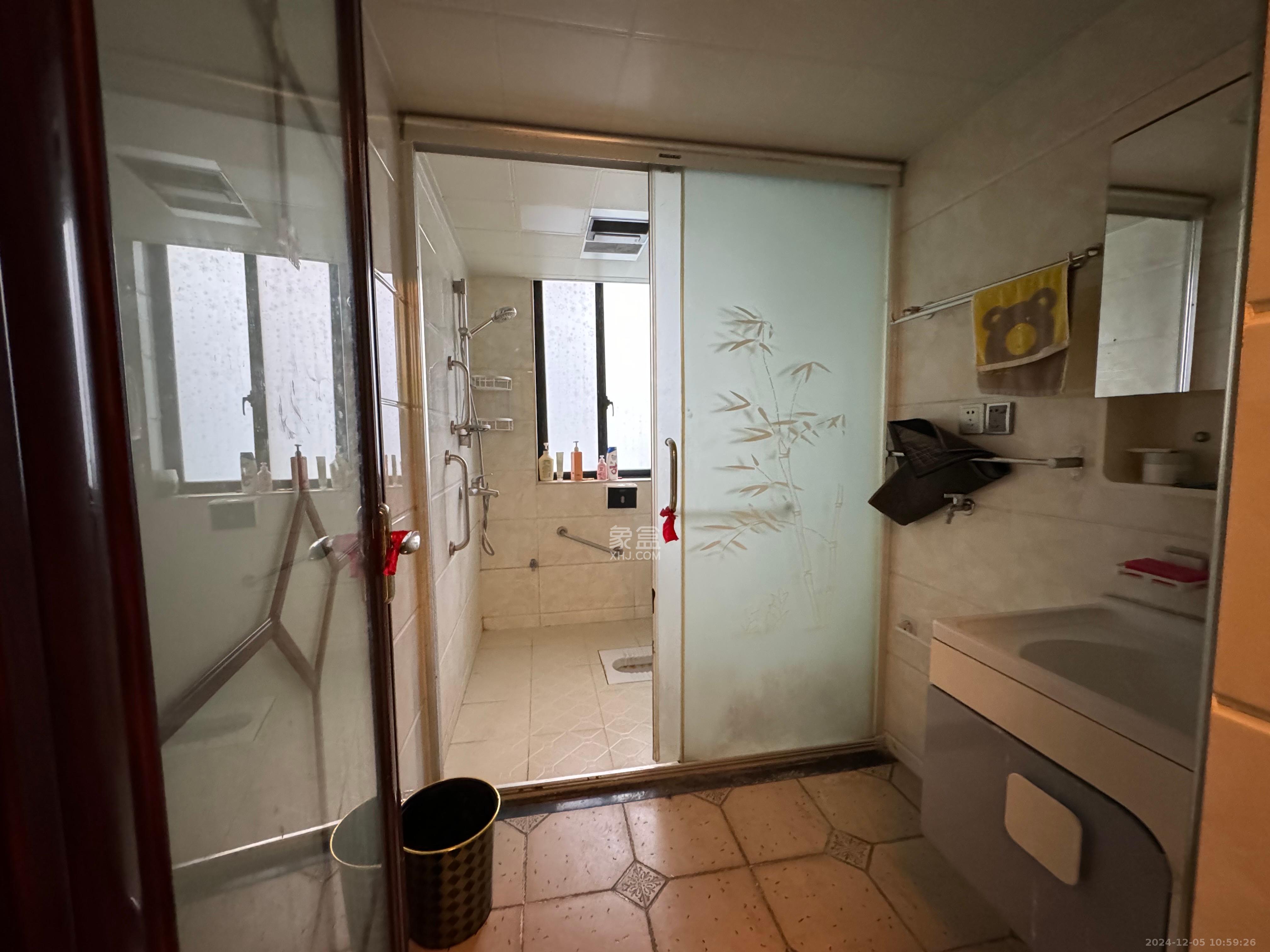 融科东南海 3室2厅1卫 2600.0元/月 融科东南海 3室2厅1卫 2600.0元/月室内图