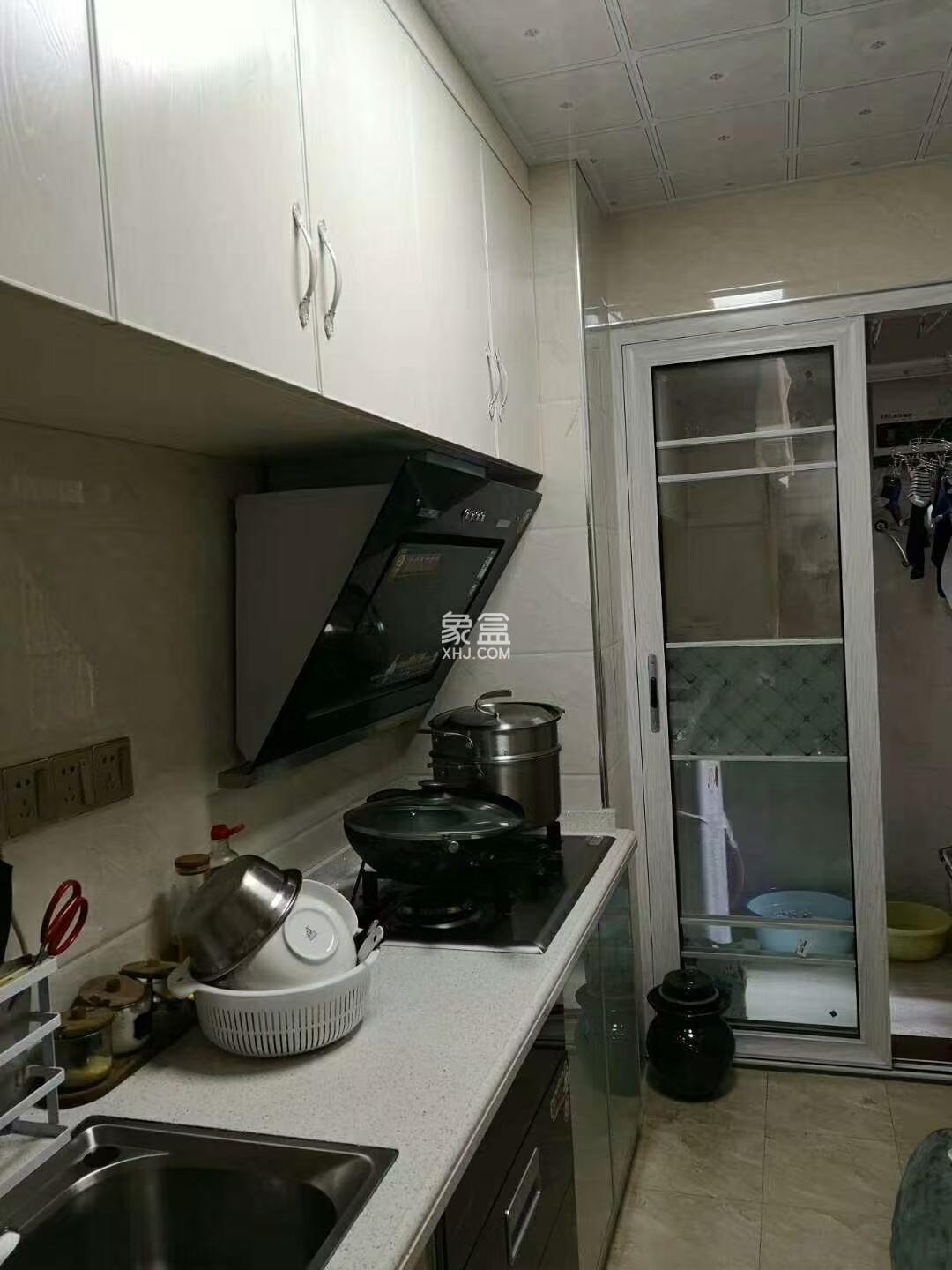 百弘学府城 3室2厅1卫 1800.0元/月 百弘学府城 3室2厅1卫 1800.0元/月室内图