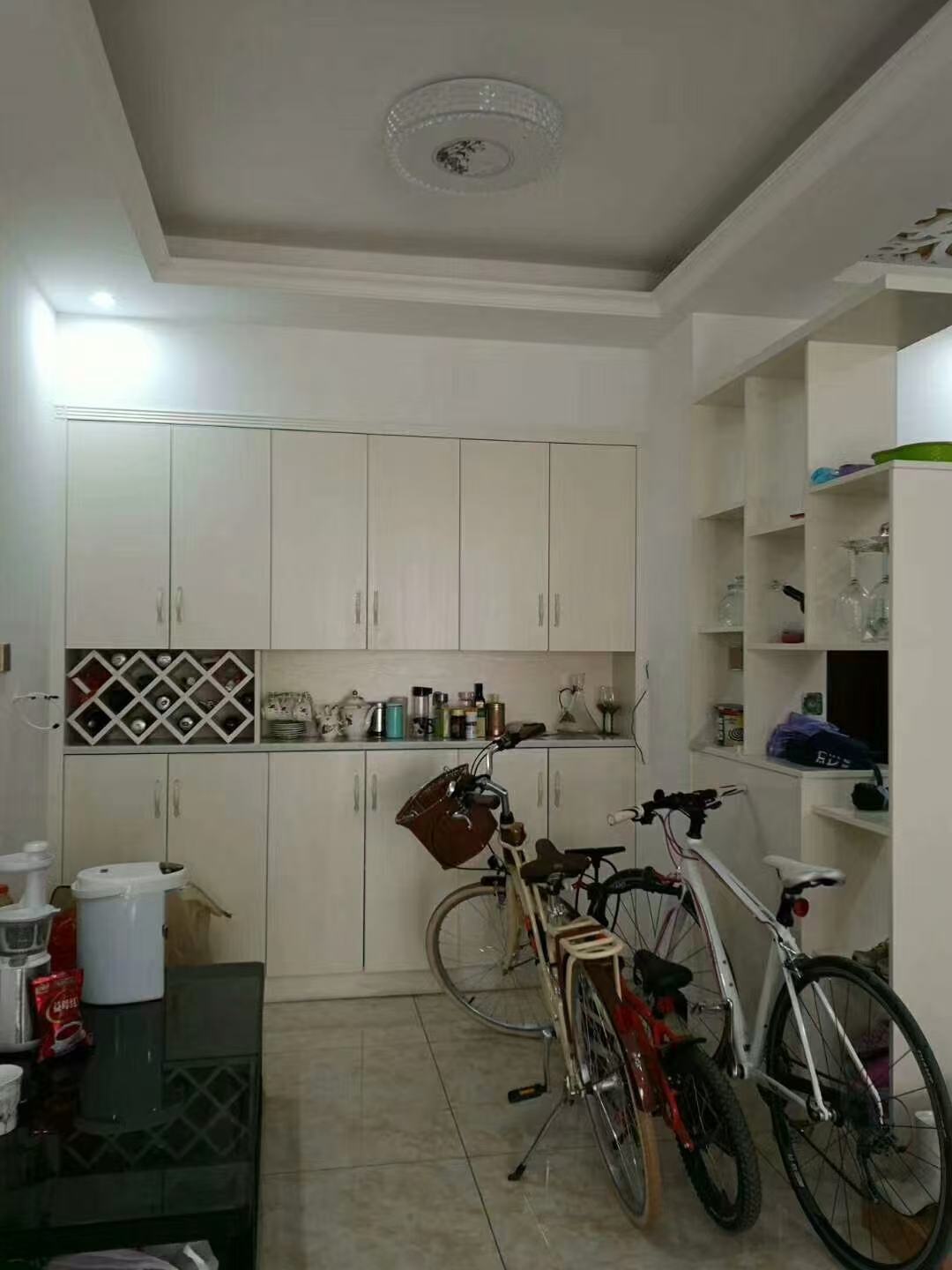 百弘学府城  3室2厅1卫   1800.00元/月