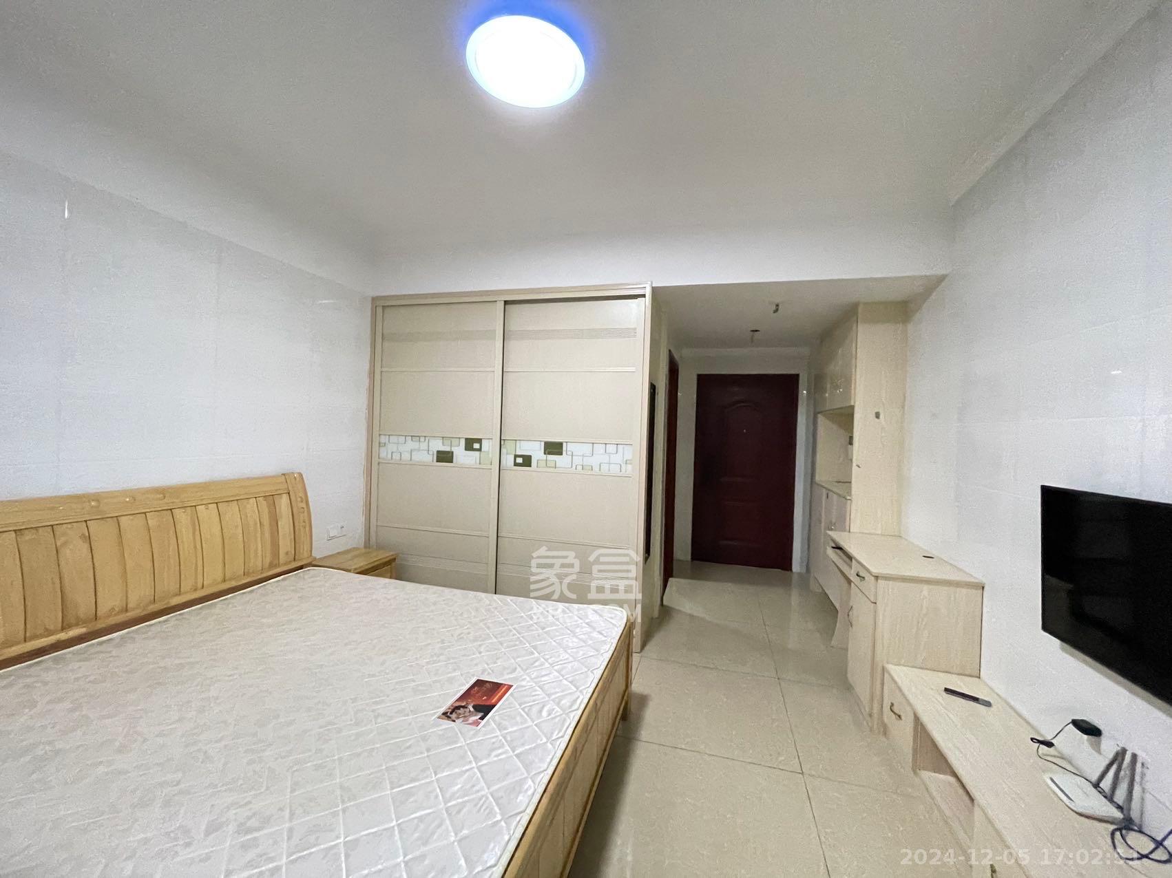 同鑫家园  1室1厅1卫    1400.0元/月室内图