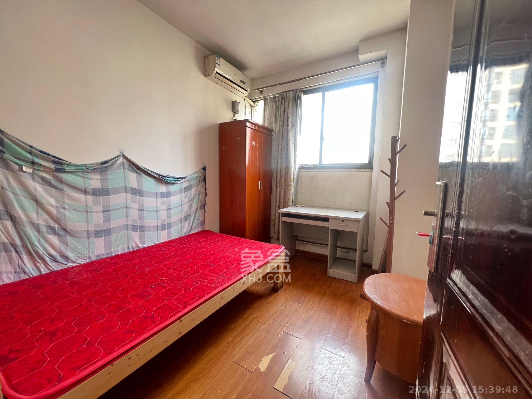 潇湘奥林匹克花园 4室2厅2卫 1000.0元/月 潇湘奥林匹克花园 4室2厅2卫 1000.0元/月室内图