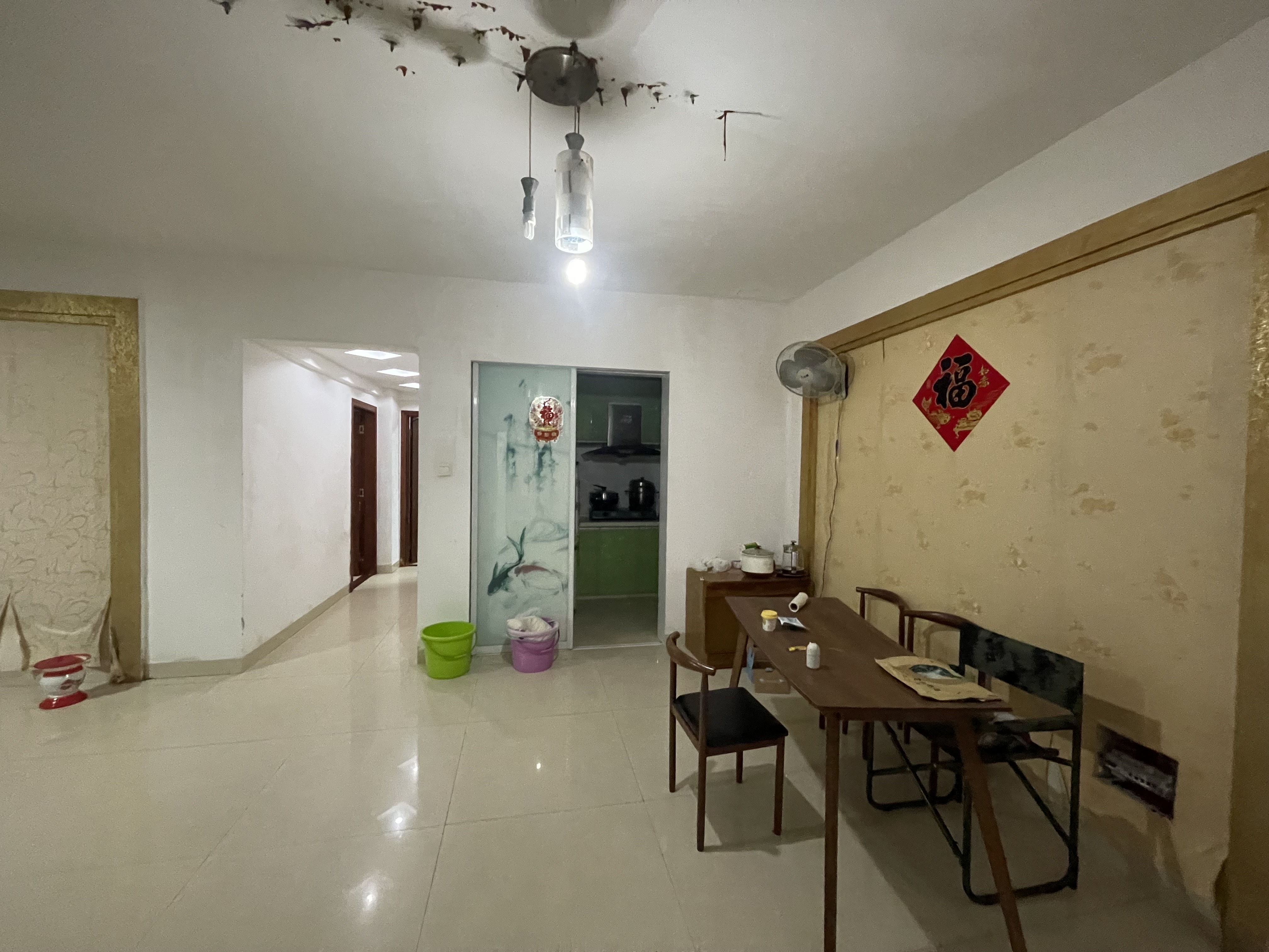 怡翠苑(金濂路) 3室2厅2卫 2500.0元/月 怡翠苑(金濂路) 3室2厅2卫 2500.0元/月室内图