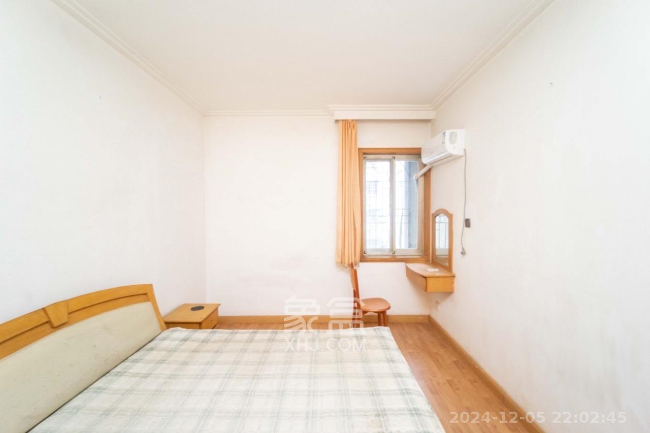 安泰新村  3室2厅1卫   1700.00元/月室内图