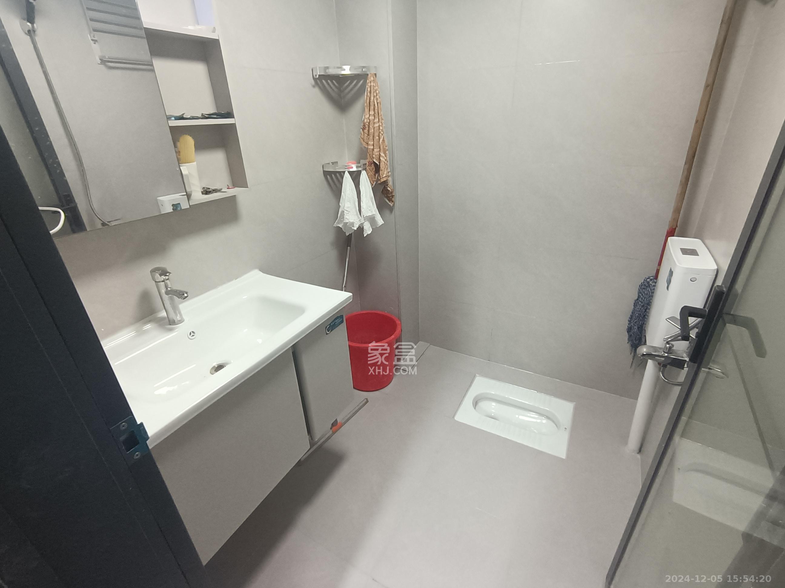 莲馨苑  1室0厅0卫   1500.00元/月室内图