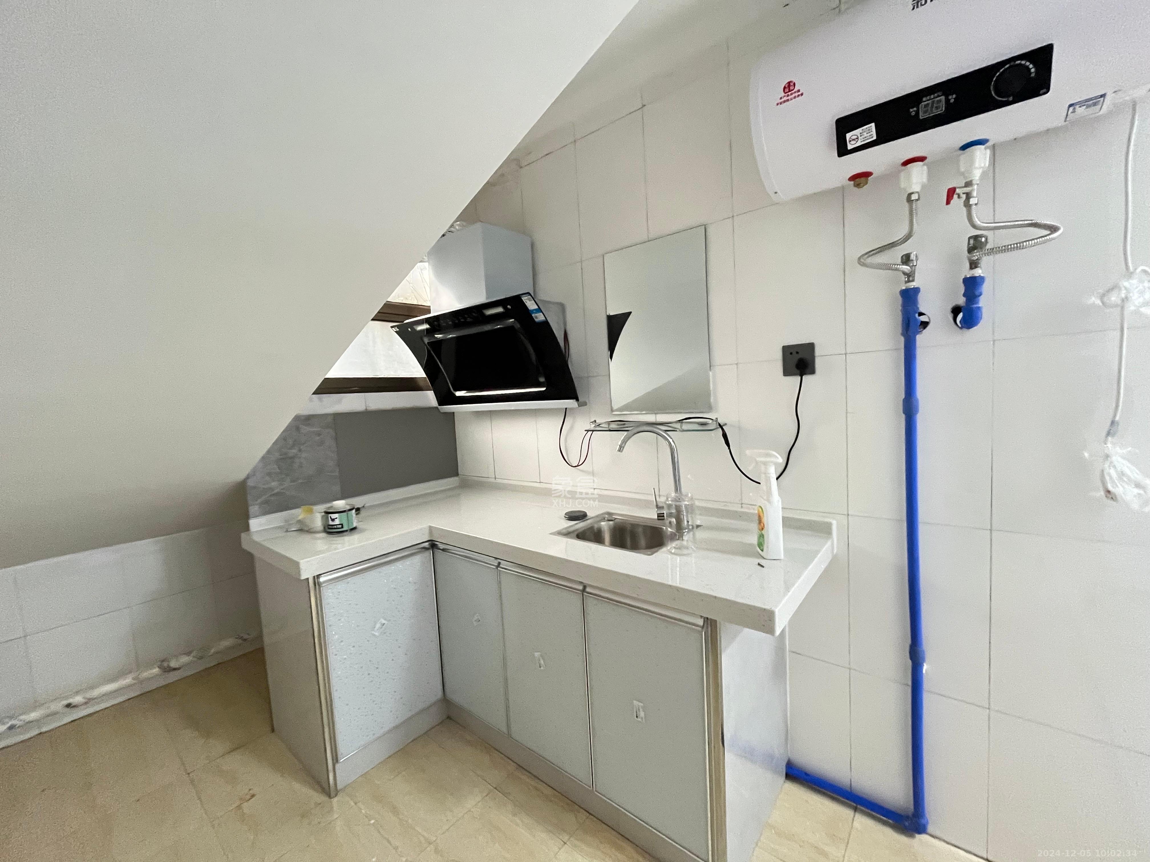 花桥钢材市场(花桥小区) 1室1厅1卫 1100.0元/月 花桥钢材市场(花桥小区) 1室1厅1卫 1100.0元/月室内图