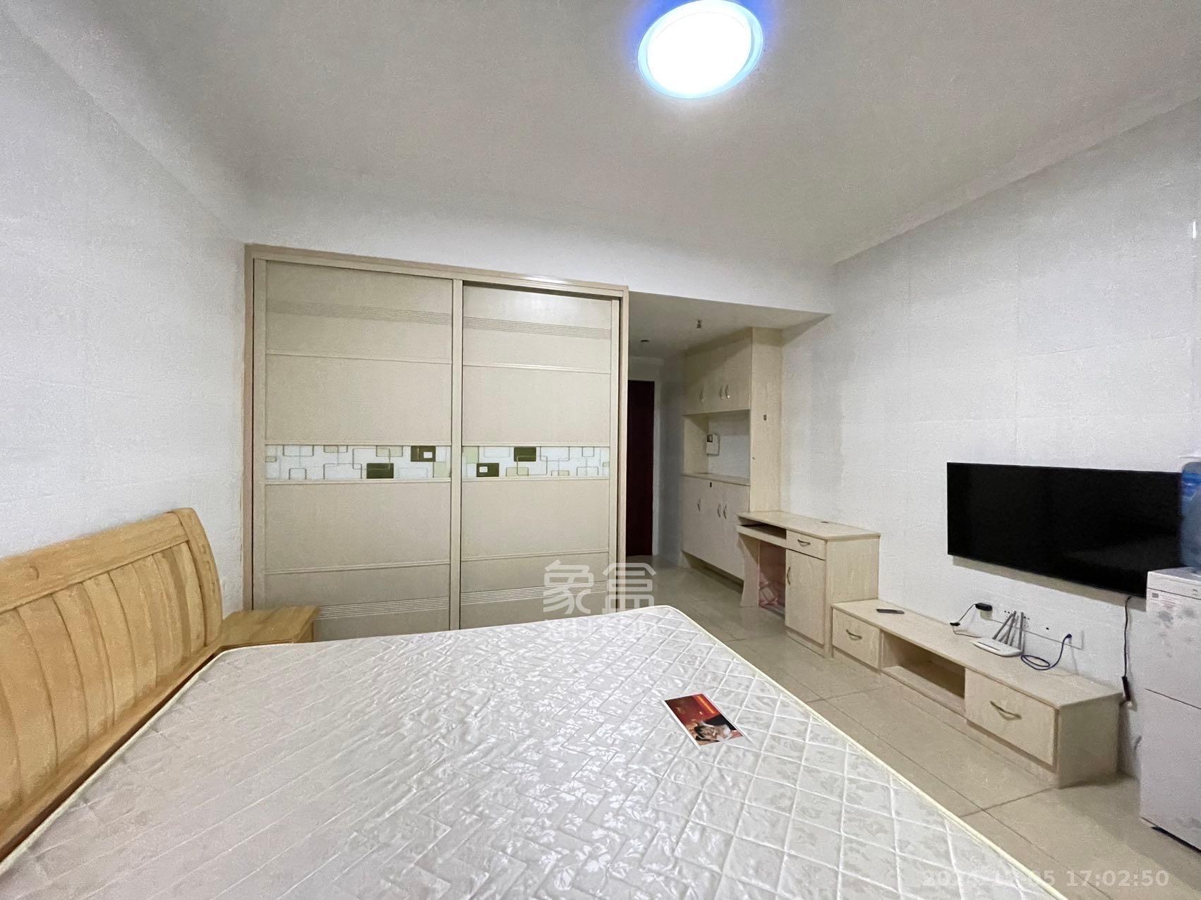 同鑫家园 1室1厅1卫 1400.0元/月 同鑫家园 1室1厅1卫 1400.0元/月室内图