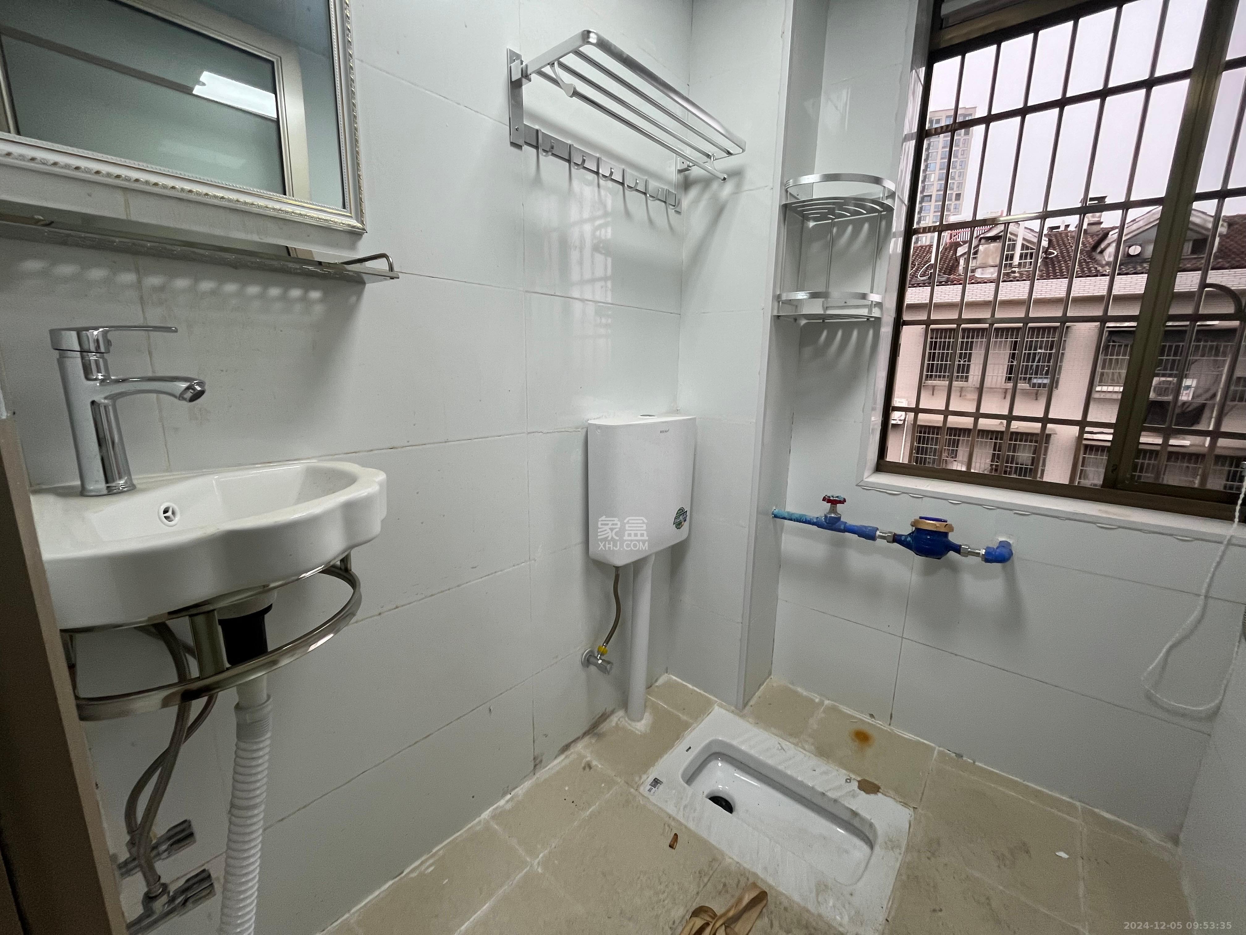 花桥钢材市场(花桥小区) 1室1厅1卫 1100.0元/月 花桥钢材市场(花桥小区) 1室1厅1卫 1100.0元/月室内图