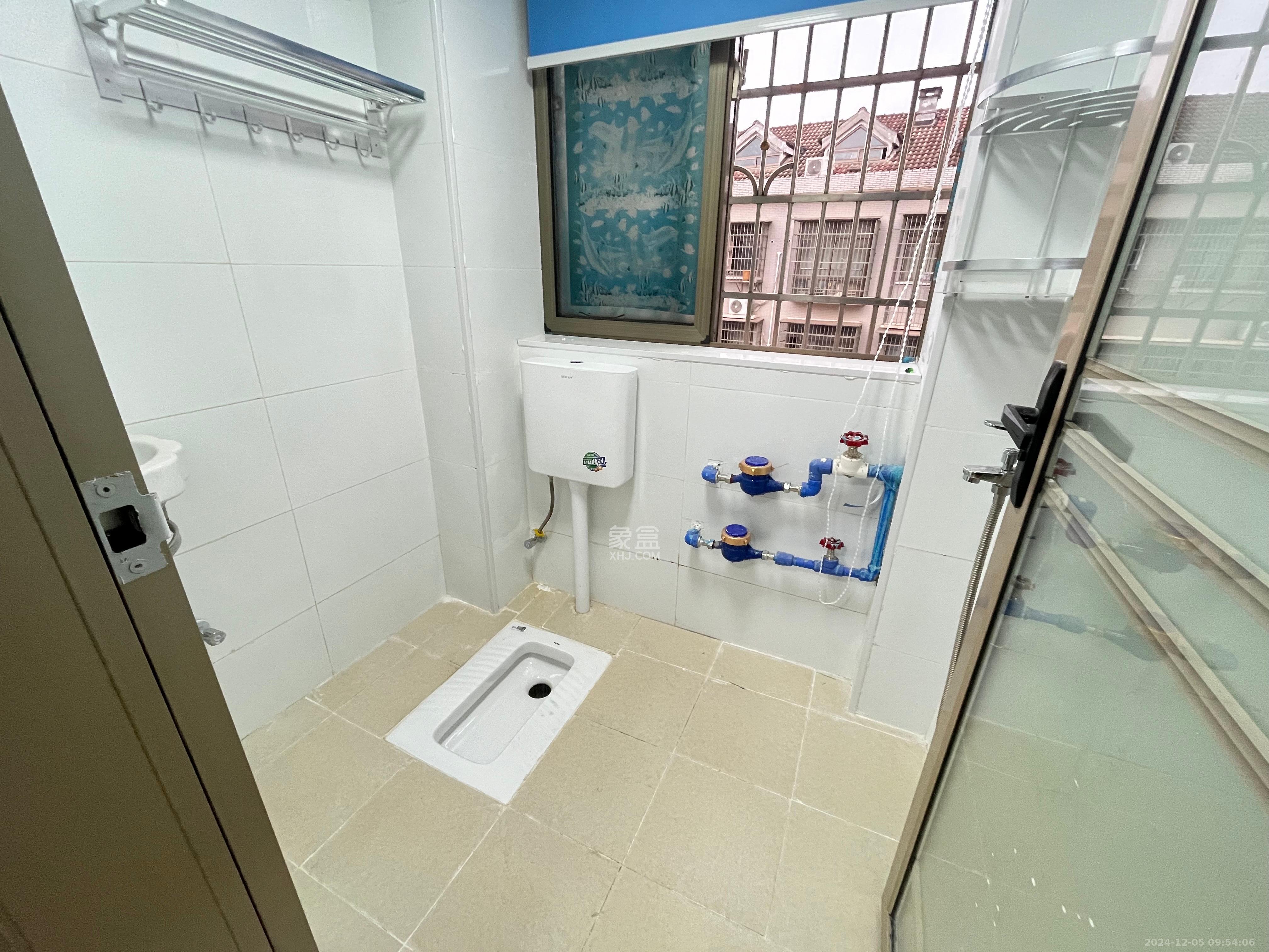 花桥钢材市场(花桥小区) 1室1厅1卫 1100.0元/月 花桥钢材市场(花桥小区) 1室1厅1卫 1100.0元/月室内图