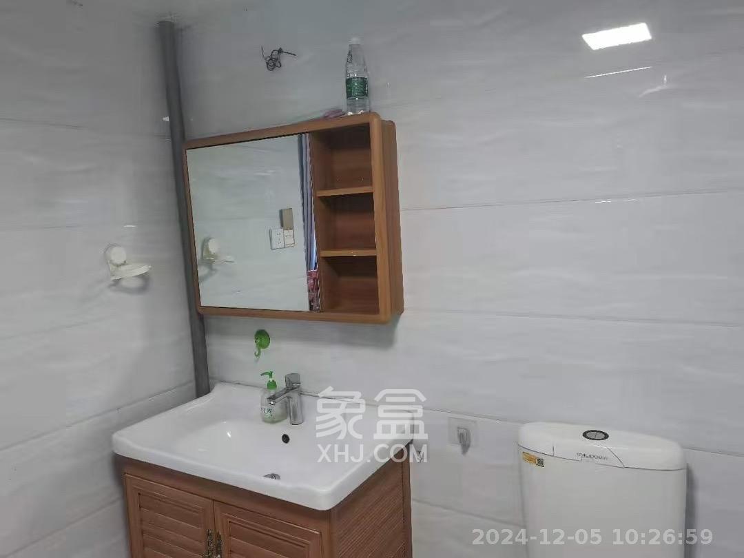 安泰新村  1室1厅1卫    2300.0元/月 安泰新村  1室1厅1卫    2300.0元/月室内图