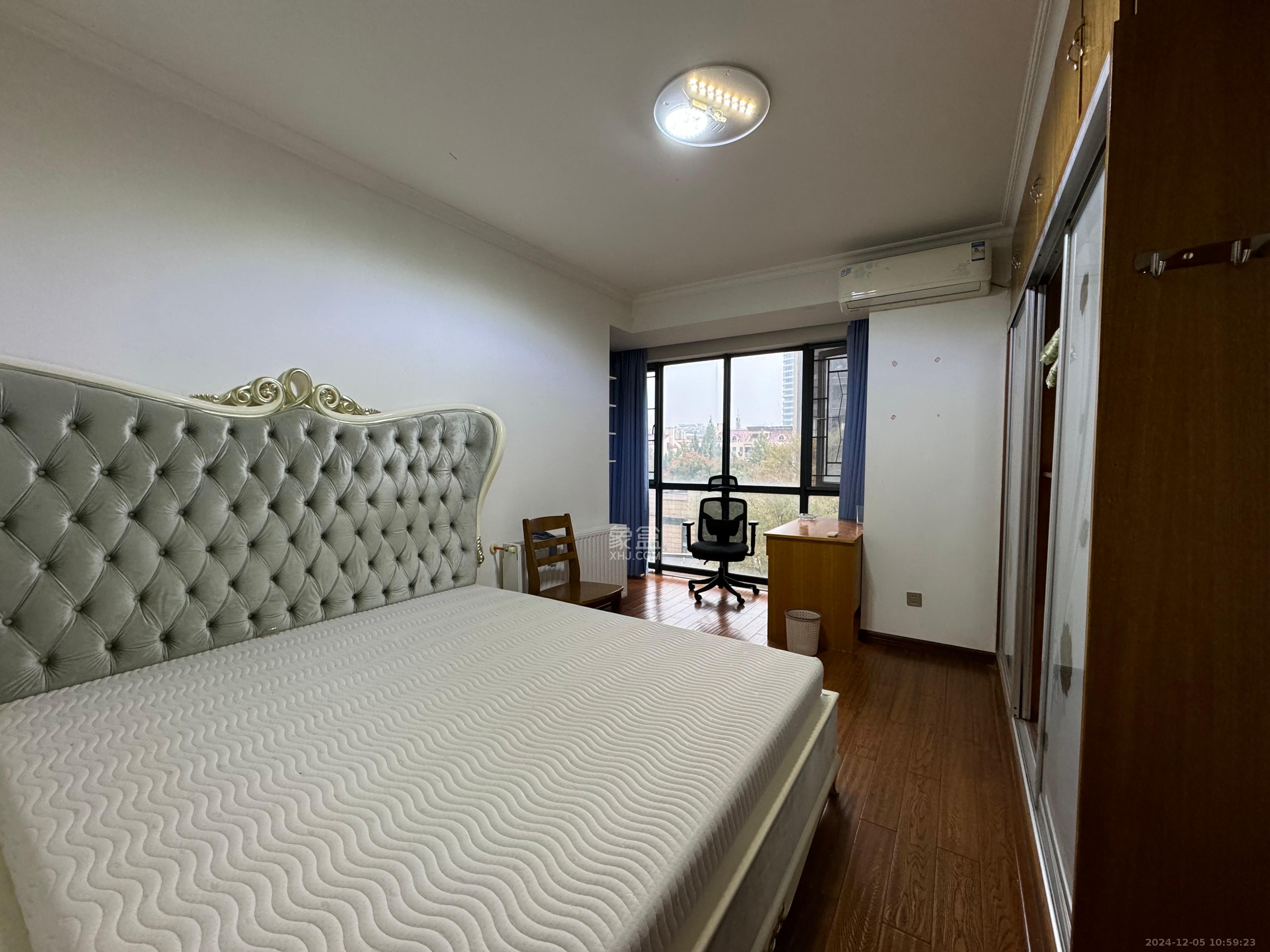 融科东南海 3室2厅1卫 2600.0元/月 融科东南海 3室2厅1卫 2600.0元/月室内图