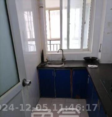 蚌塘小区  1室1厅1卫   1100.00元/月室内图