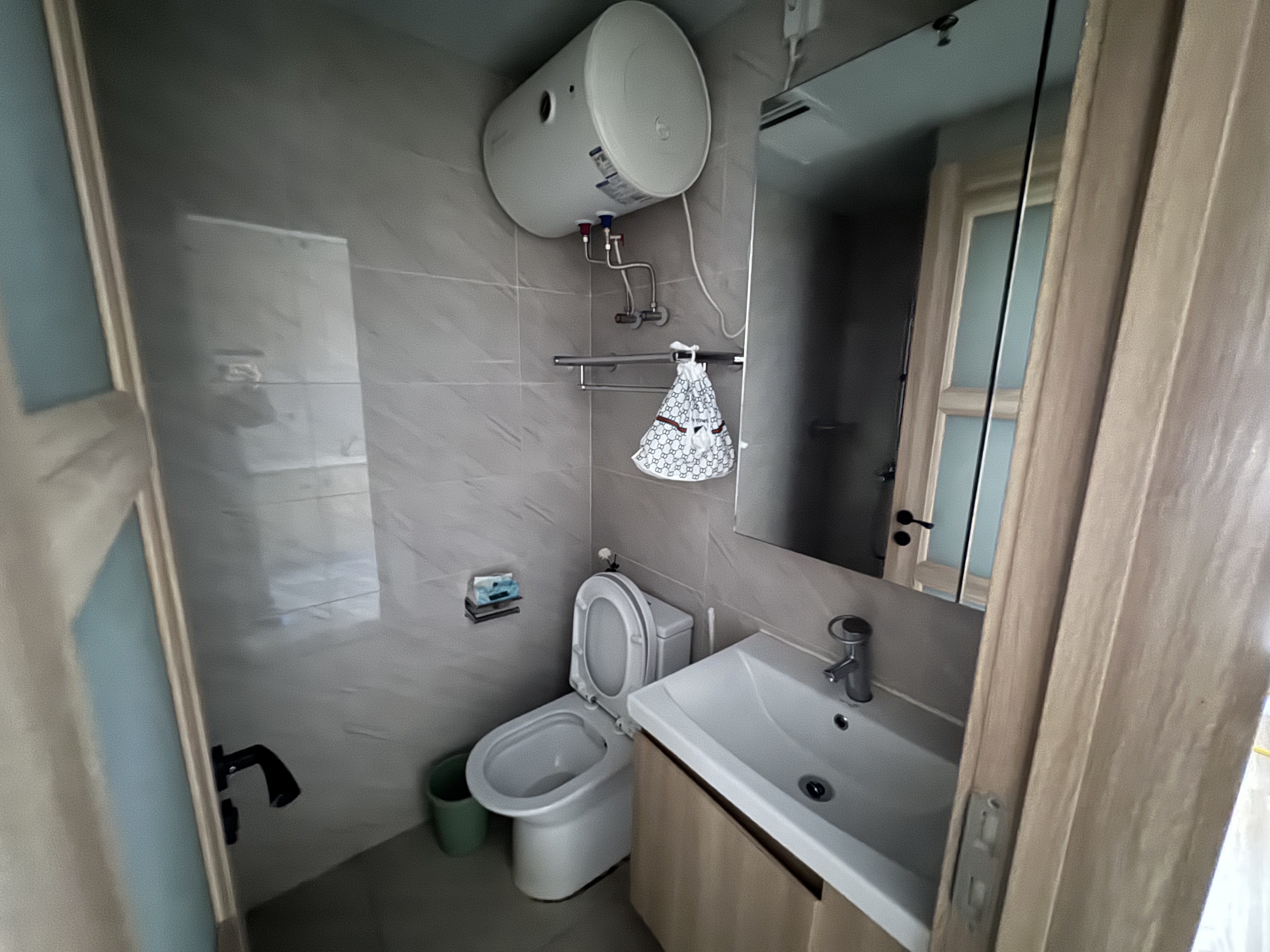 碧桂园衡州盛世 1室0厅0卫 1400.0元/月 碧桂园衡州盛世 1室0厅0卫 1400.0元/月室内图