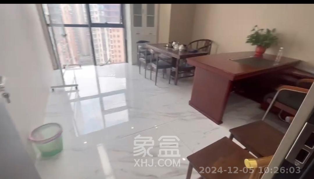 万坤图财富广场   580.0㎡     36000.00元/月室内图