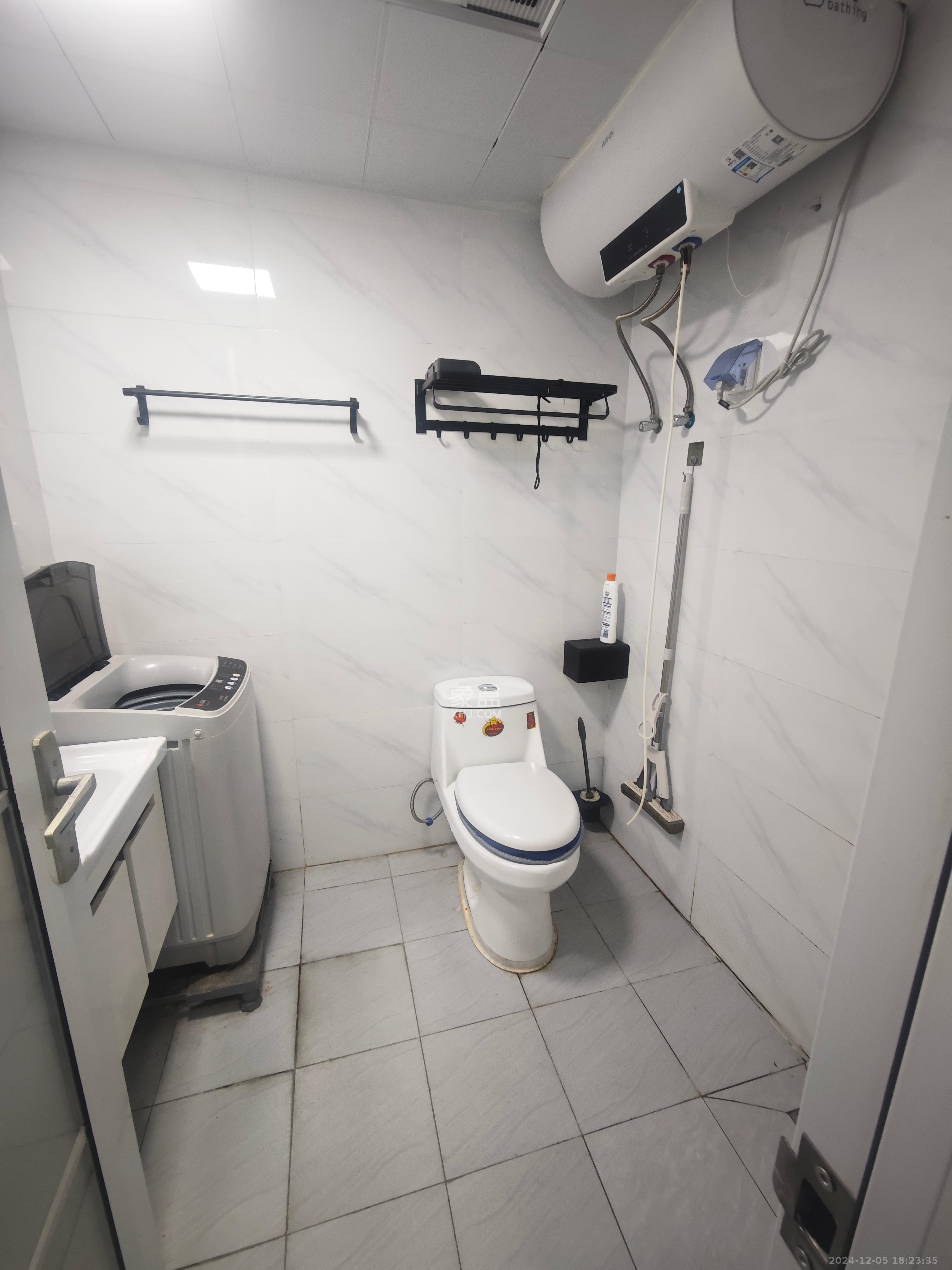 锦华时代 1室1厅1卫 1200.0元/月 锦华时代 1室1厅1卫 1200.0元/月室内图